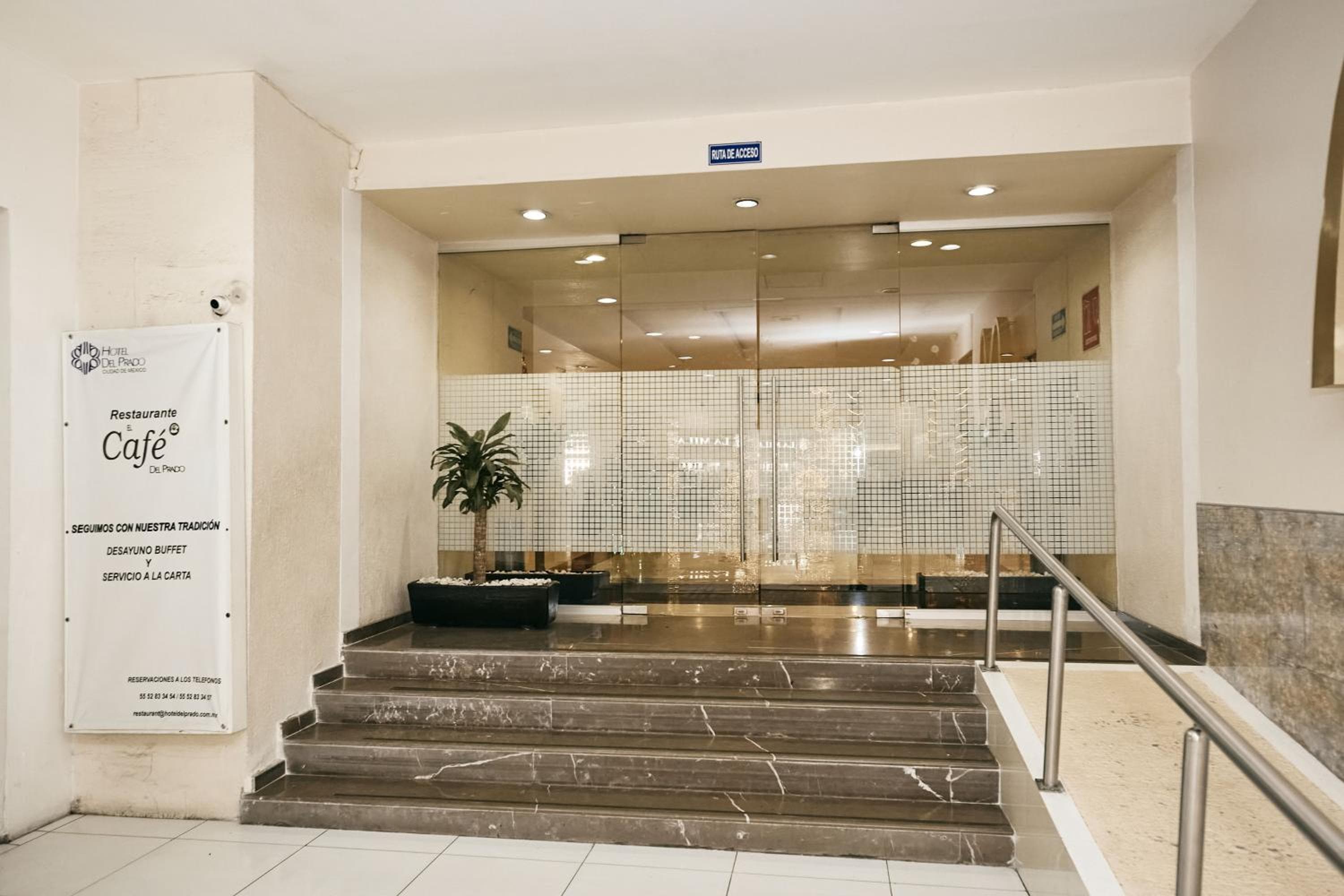 Hotel del Prado — 28