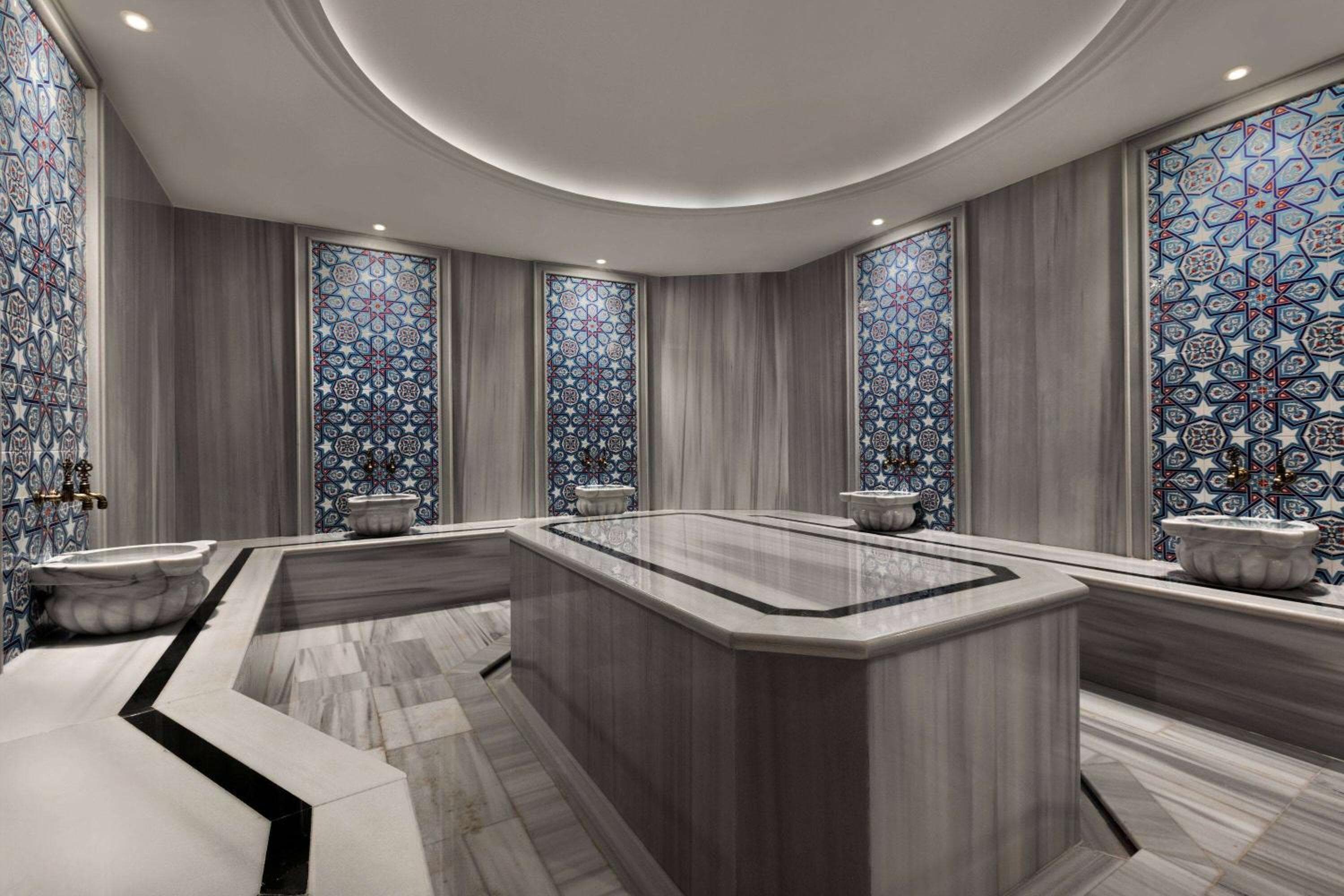 Ramada Encore By Wyndham Istanbul Basin Express — 19
