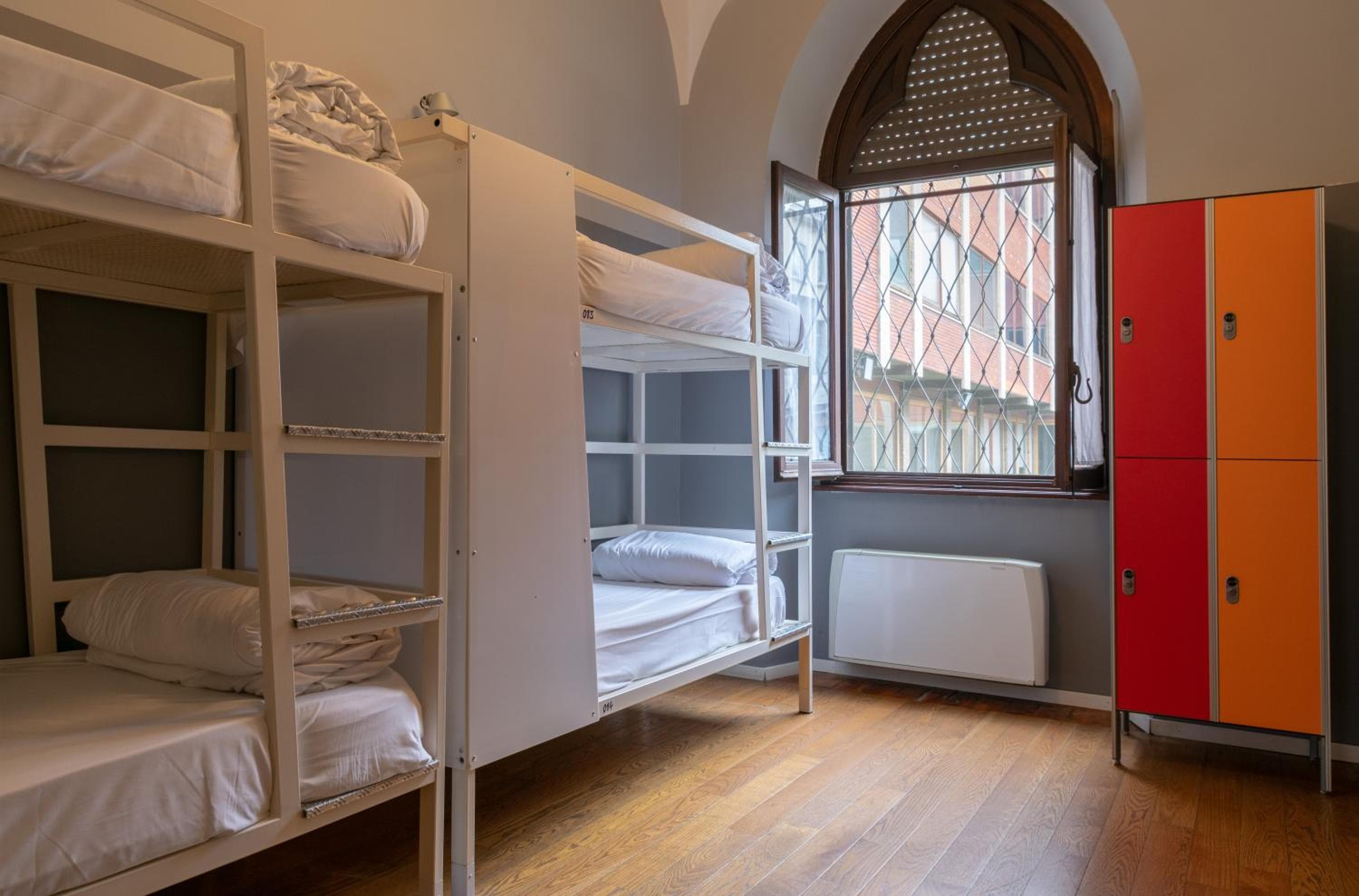 Babila Hostel & Bar — 19