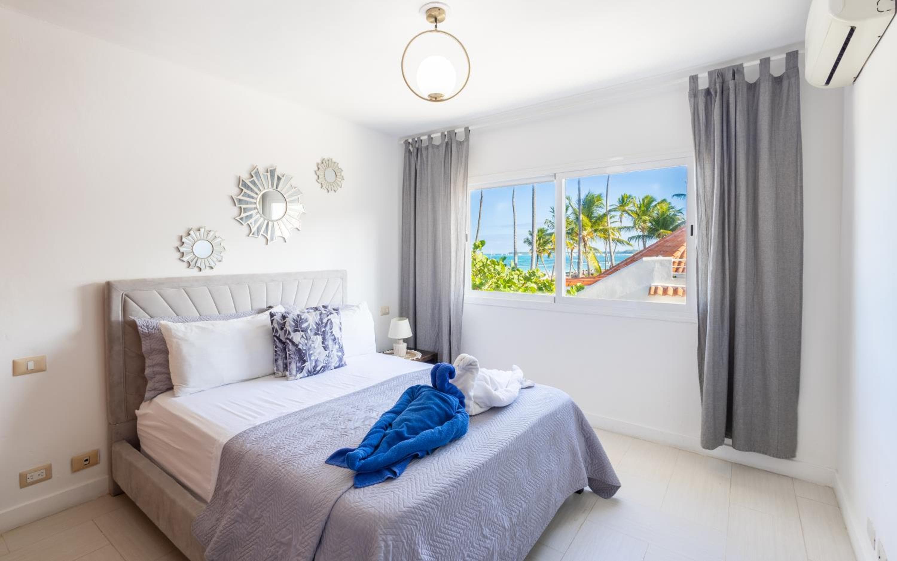 Beachfront Punta Cana Condo for Rent - Ocean View, Private Terrace, and BBQ — 10