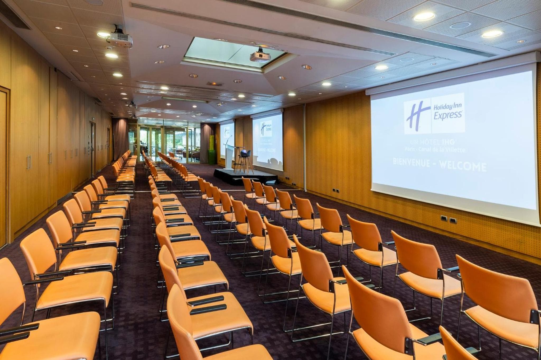 Holiday Inn Express Paris-Canal De La Villette by IHG — 8