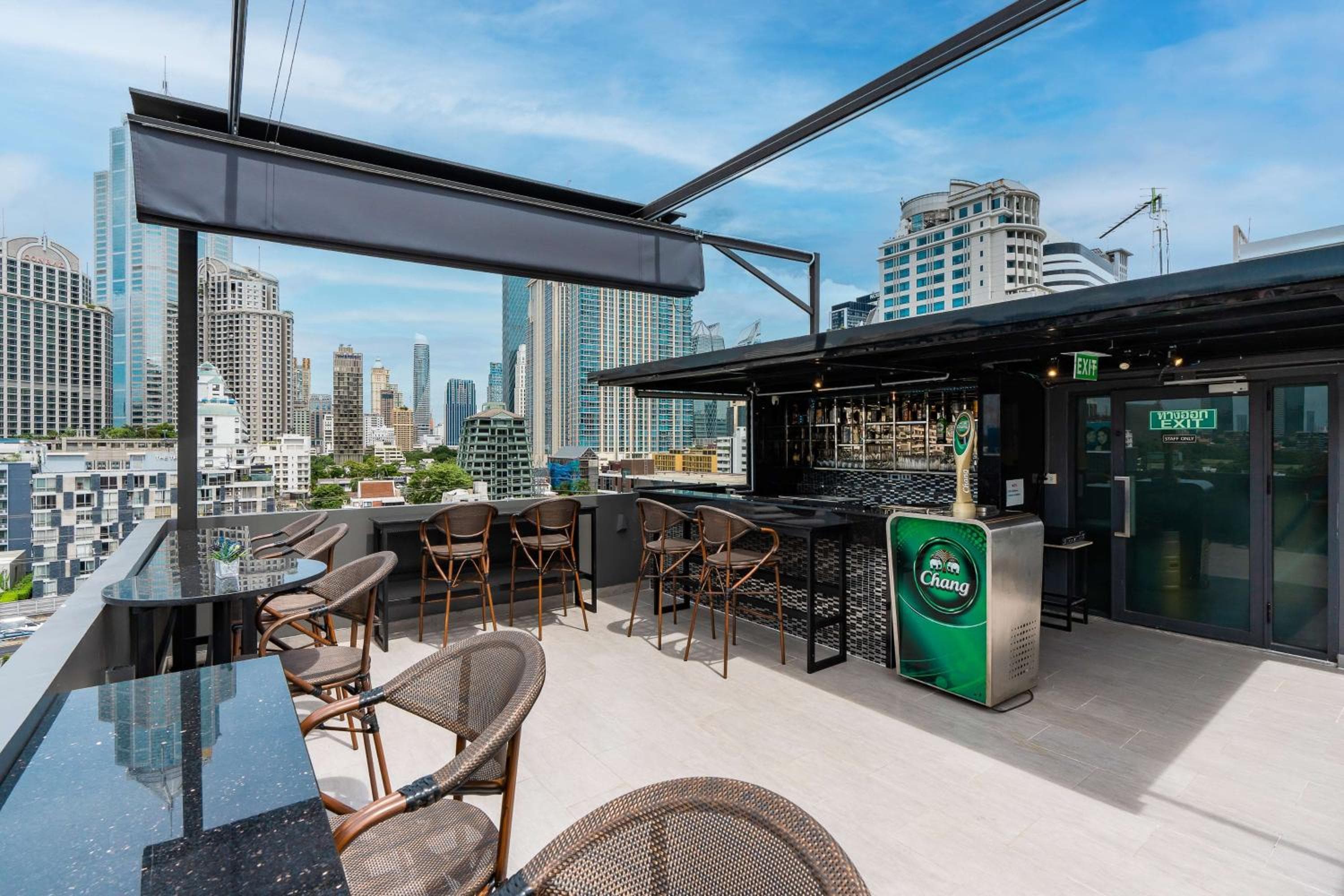 SureStay Plus di Best Western Sukhumvit 2 — 2