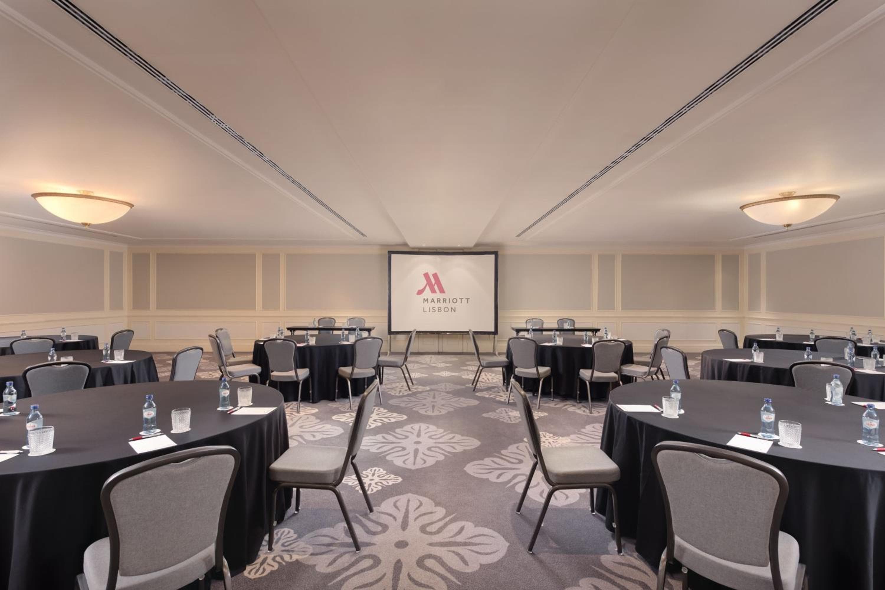 Lisbon Marriott Hotel — 12