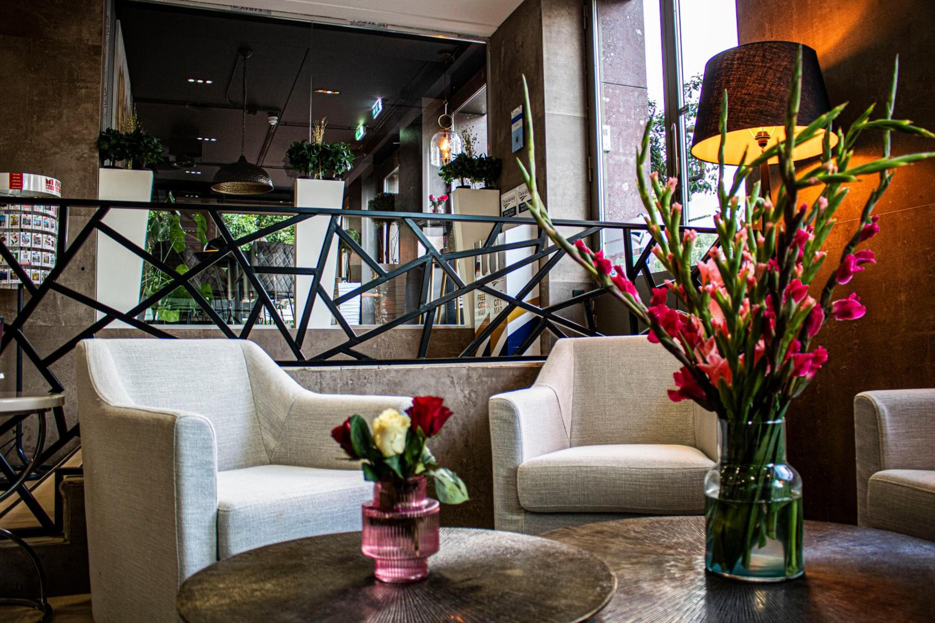 Grand Hotel Downtown — 18