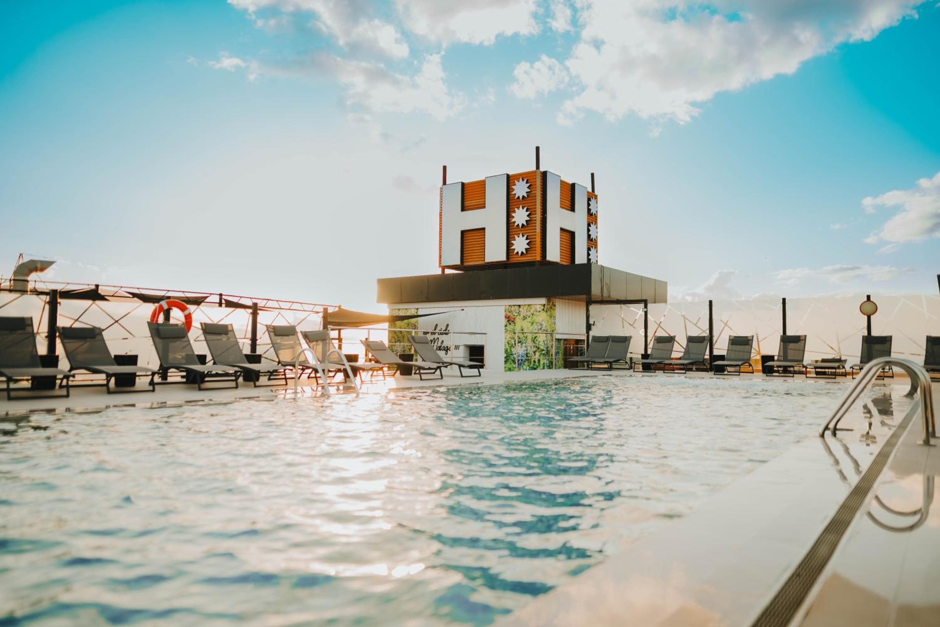 Hotel Málaga Nostrum Airport — 19