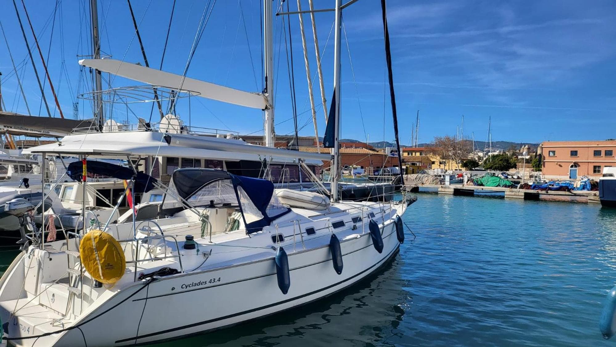 Velero Beneteau Cyclades 43.4 — 1