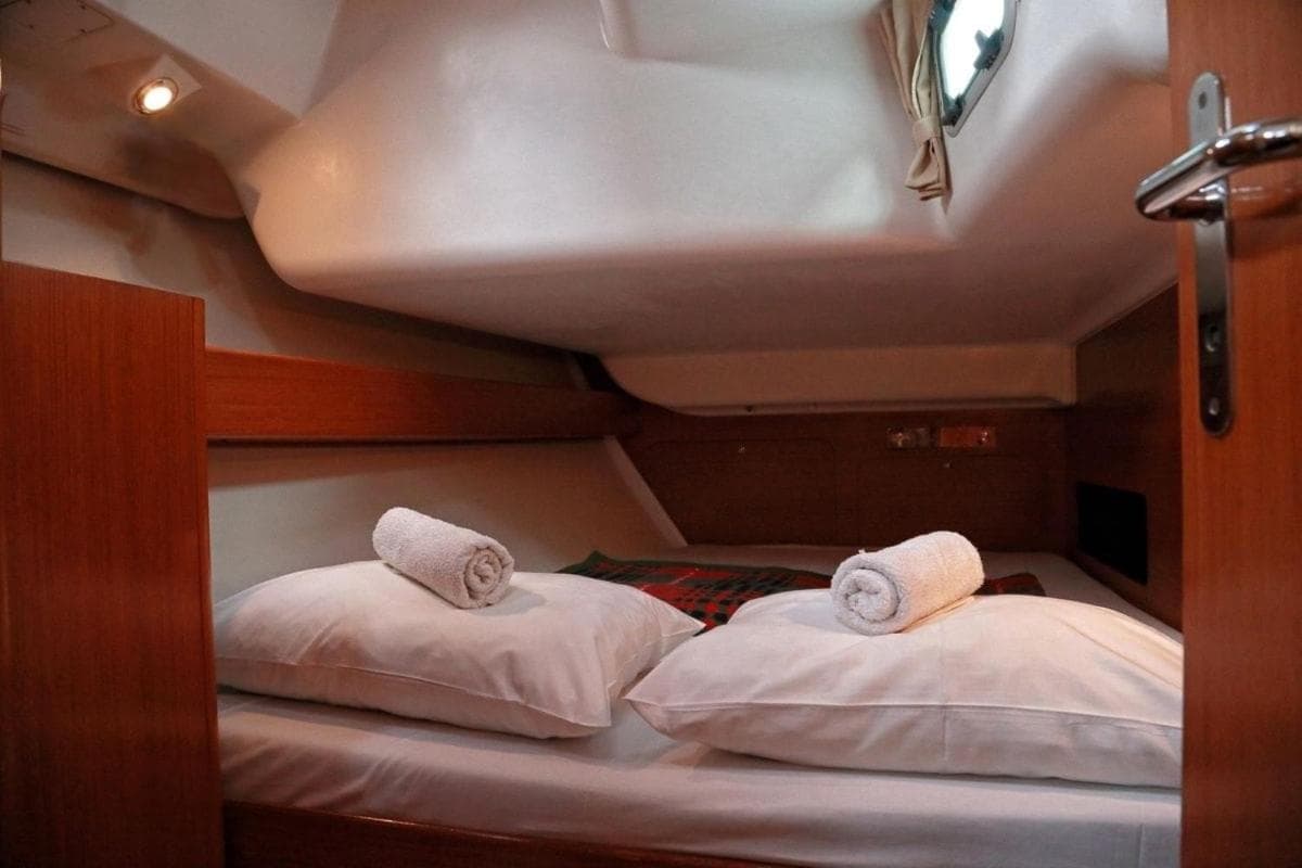 Velero Beneteau Cyclades 43.4 — 11