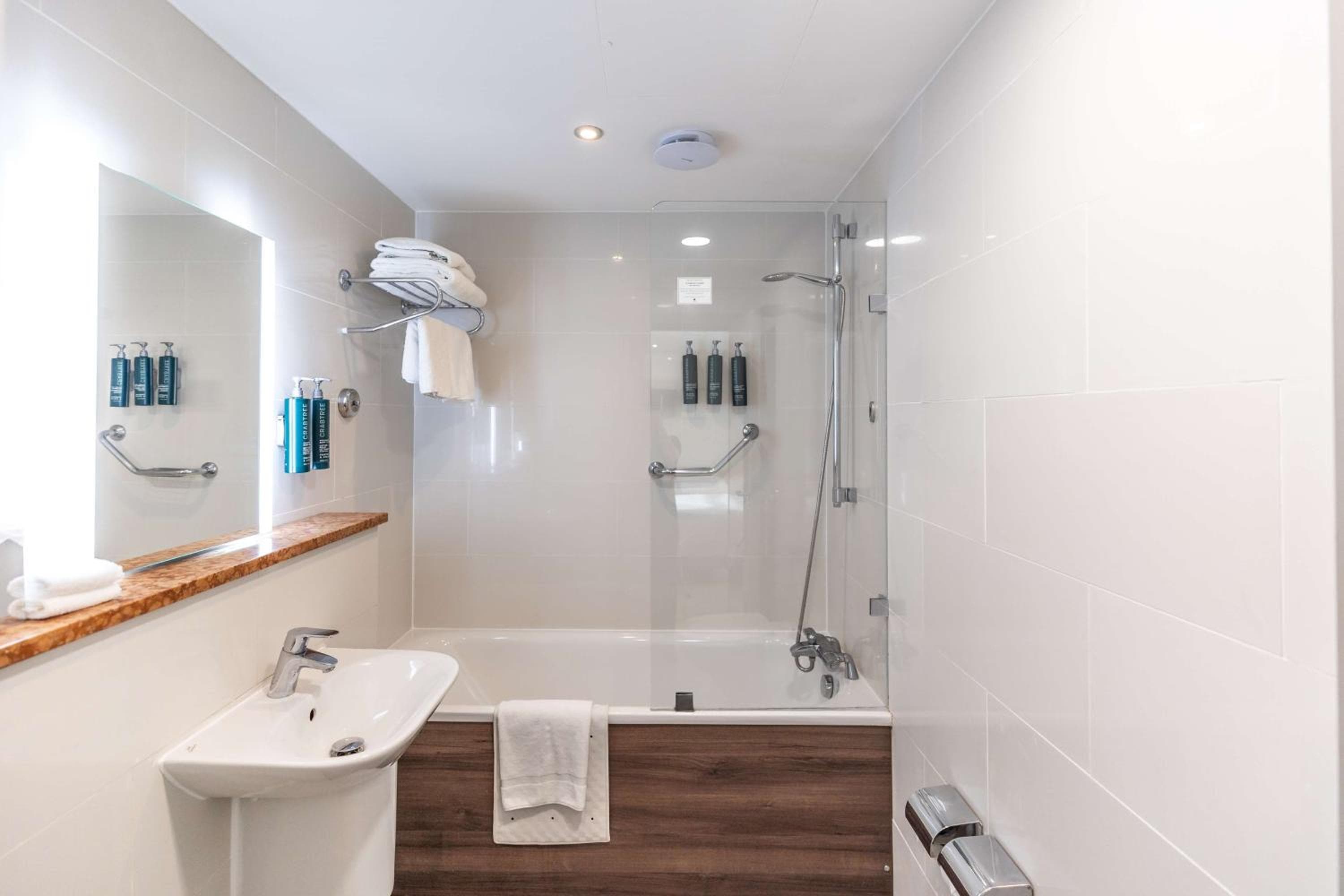 DoubleTree by Hilton London – West End — 13