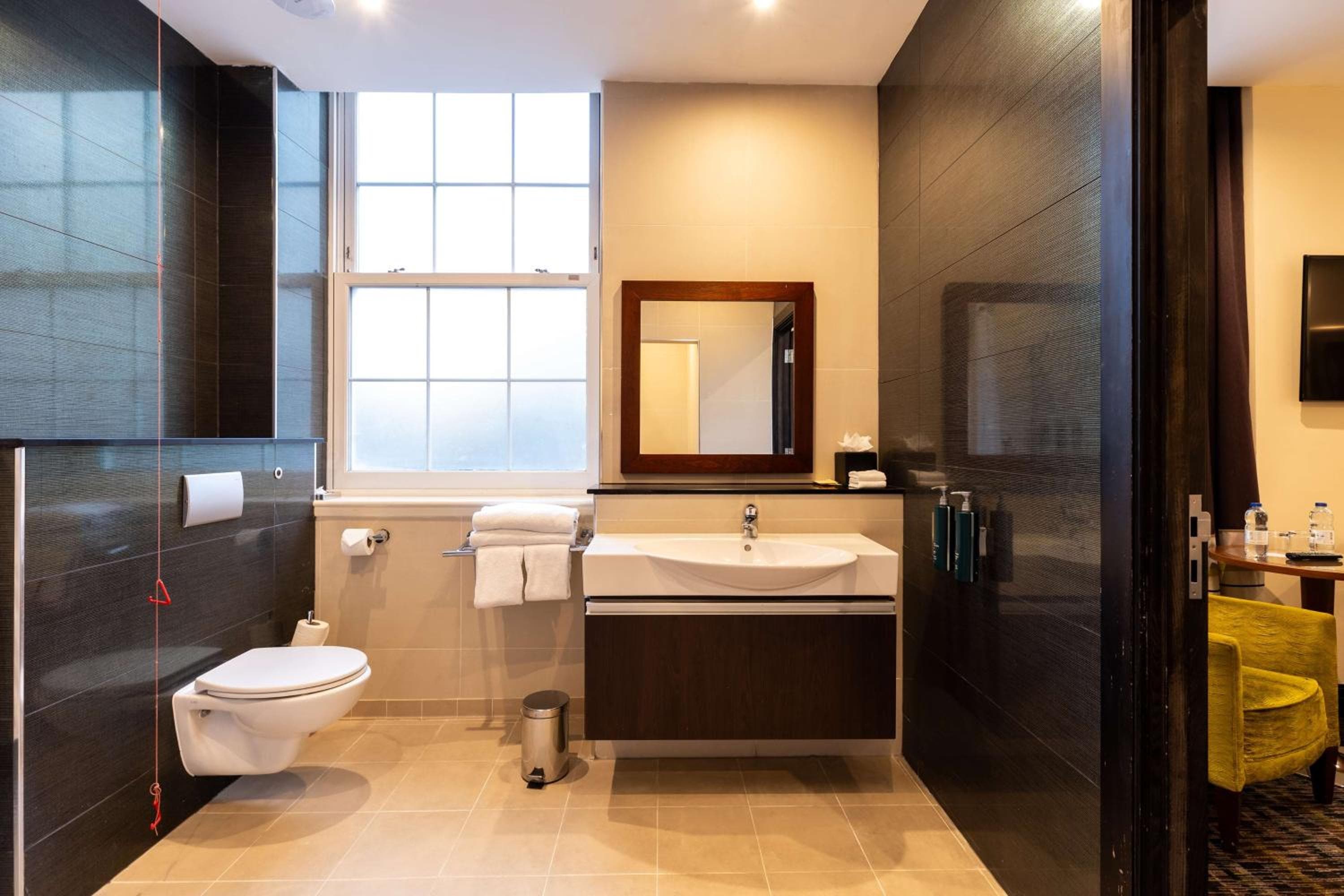 DoubleTree by Hilton London – West End — 4
