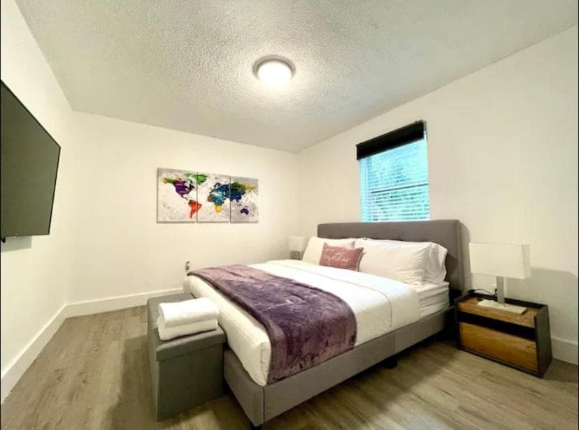 EcoStays Comfort Apartment Near Miami Airport 308 — 11
