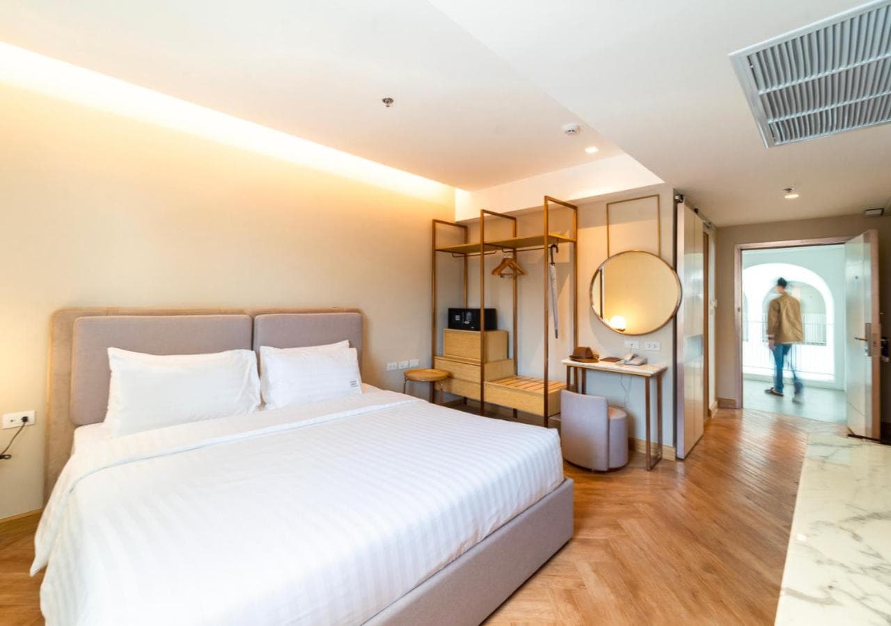 Lejos Bangkok Riverside Kene — 16