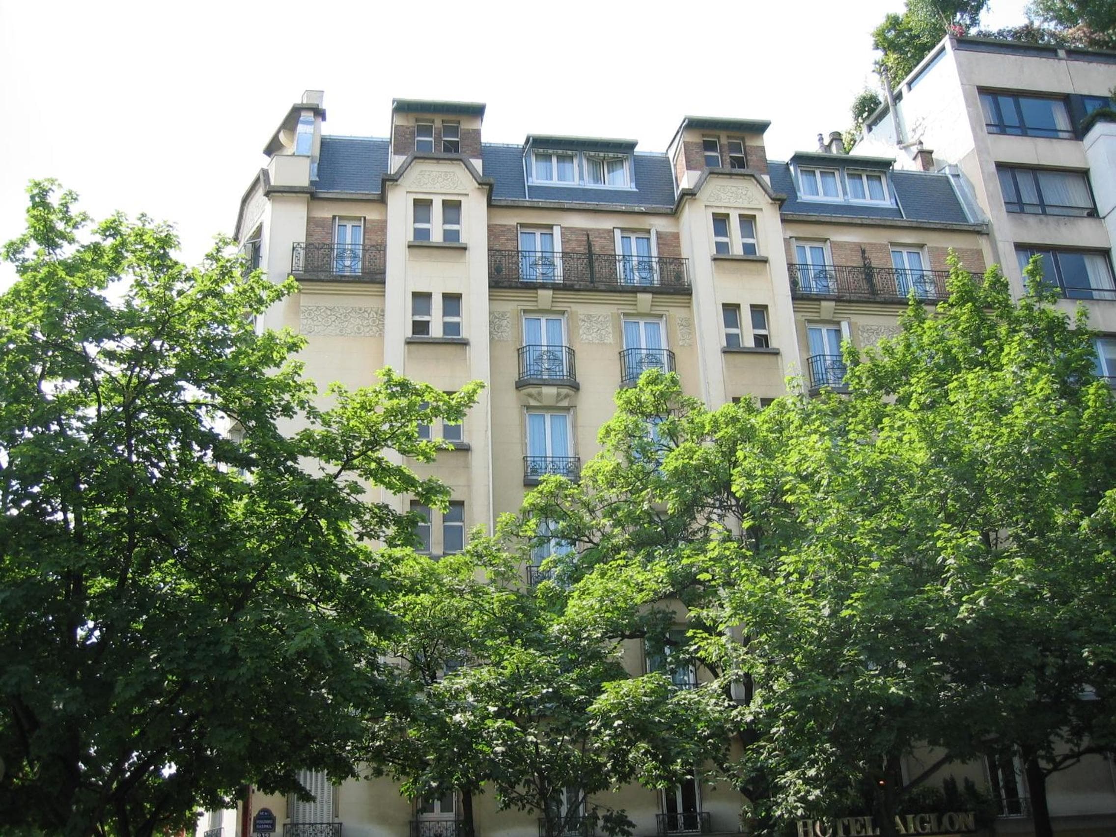 Hôtel Aiglon — 5