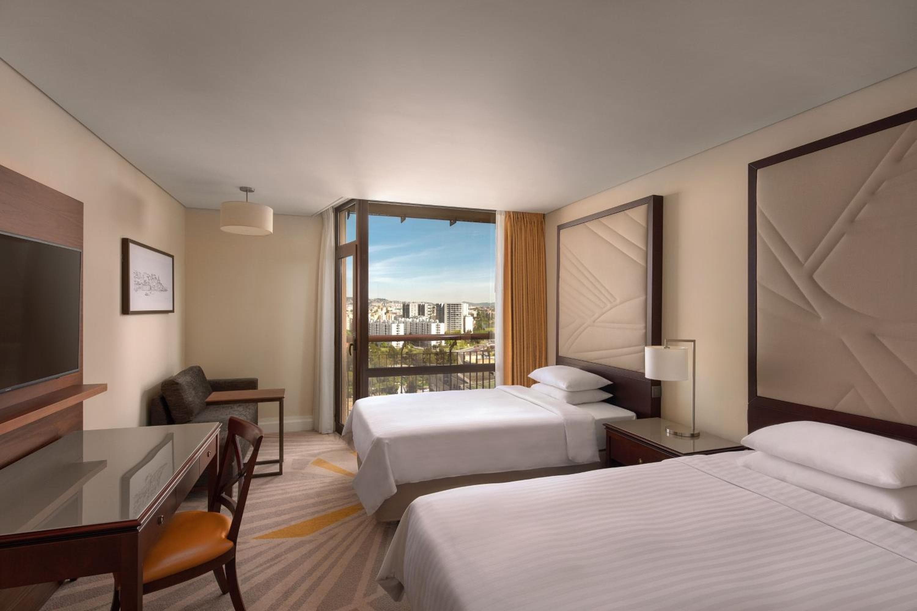 Lisbon Marriott Hotel — 8