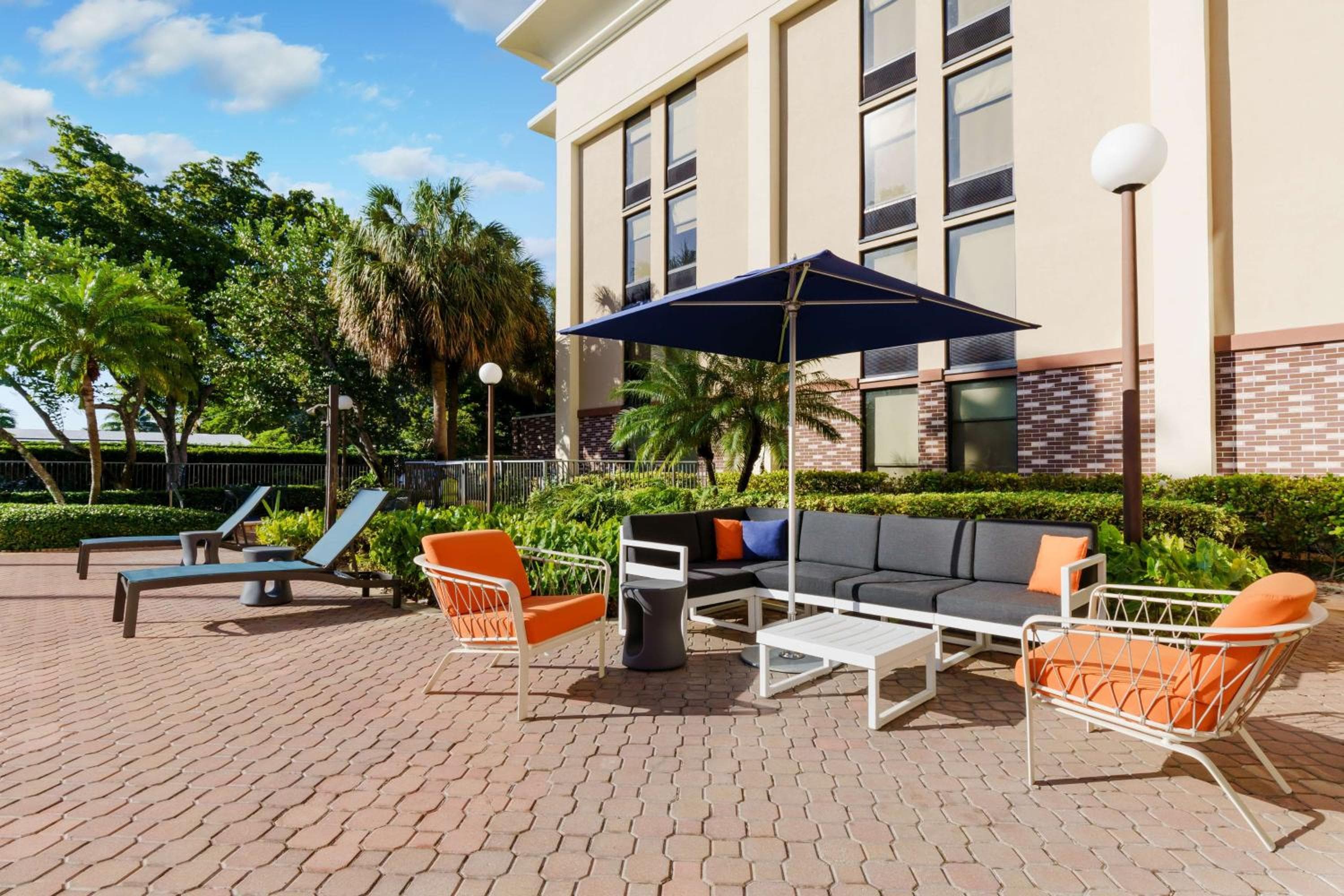 Hampton Inn Ft. Lauderdale-Cypress Creek — 3