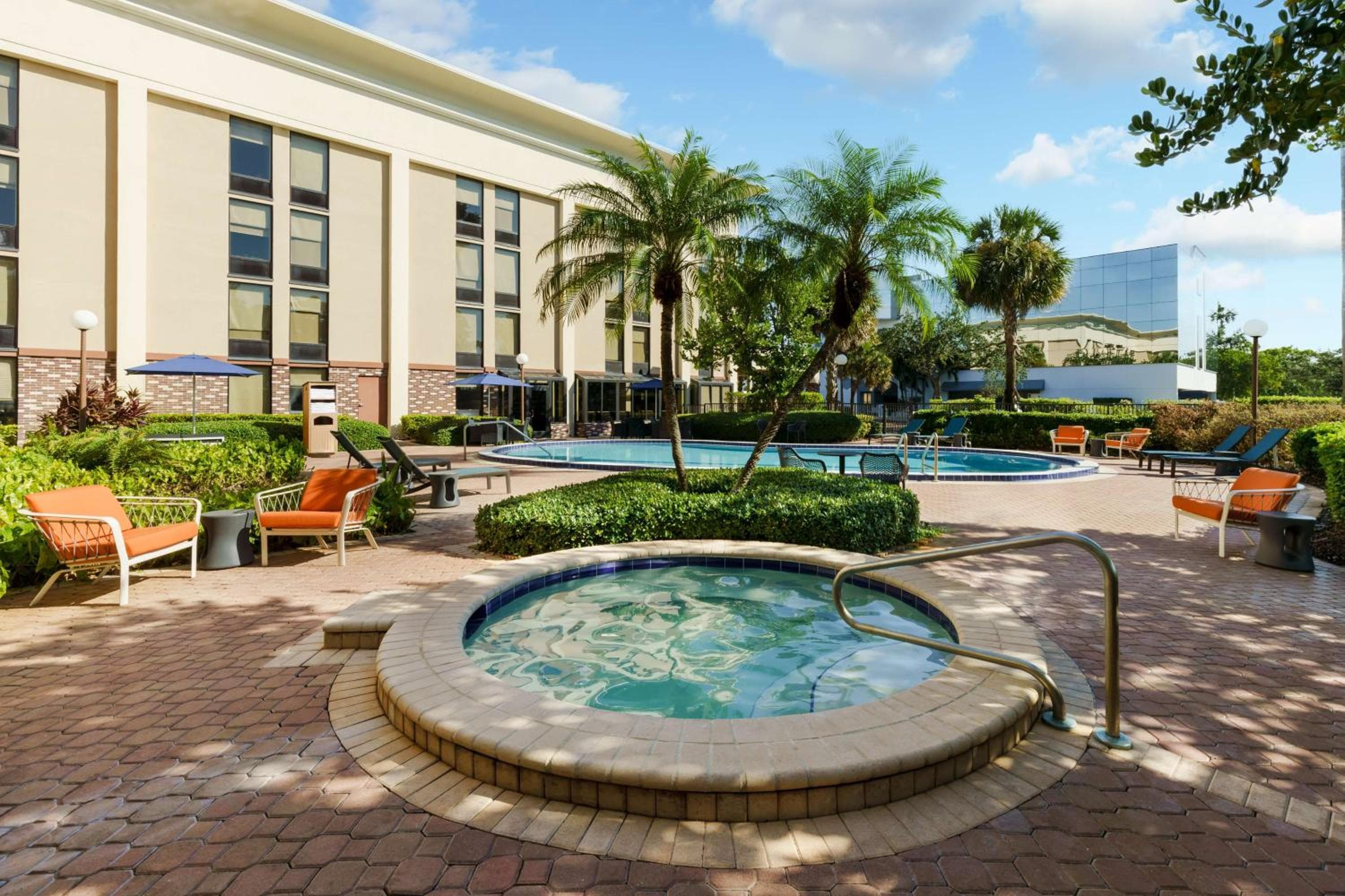 Hampton Inn Ft. Lauderdale-Cypress Creek — 7