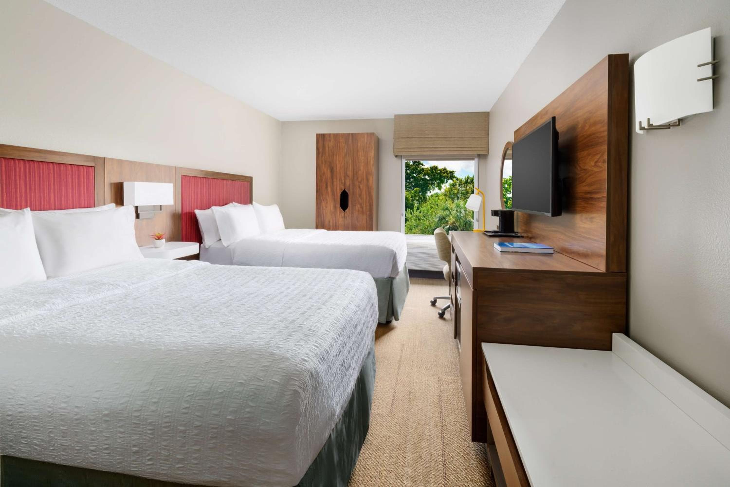 Hampton Inn Ft. Lauderdale-Cypress Creek — 19