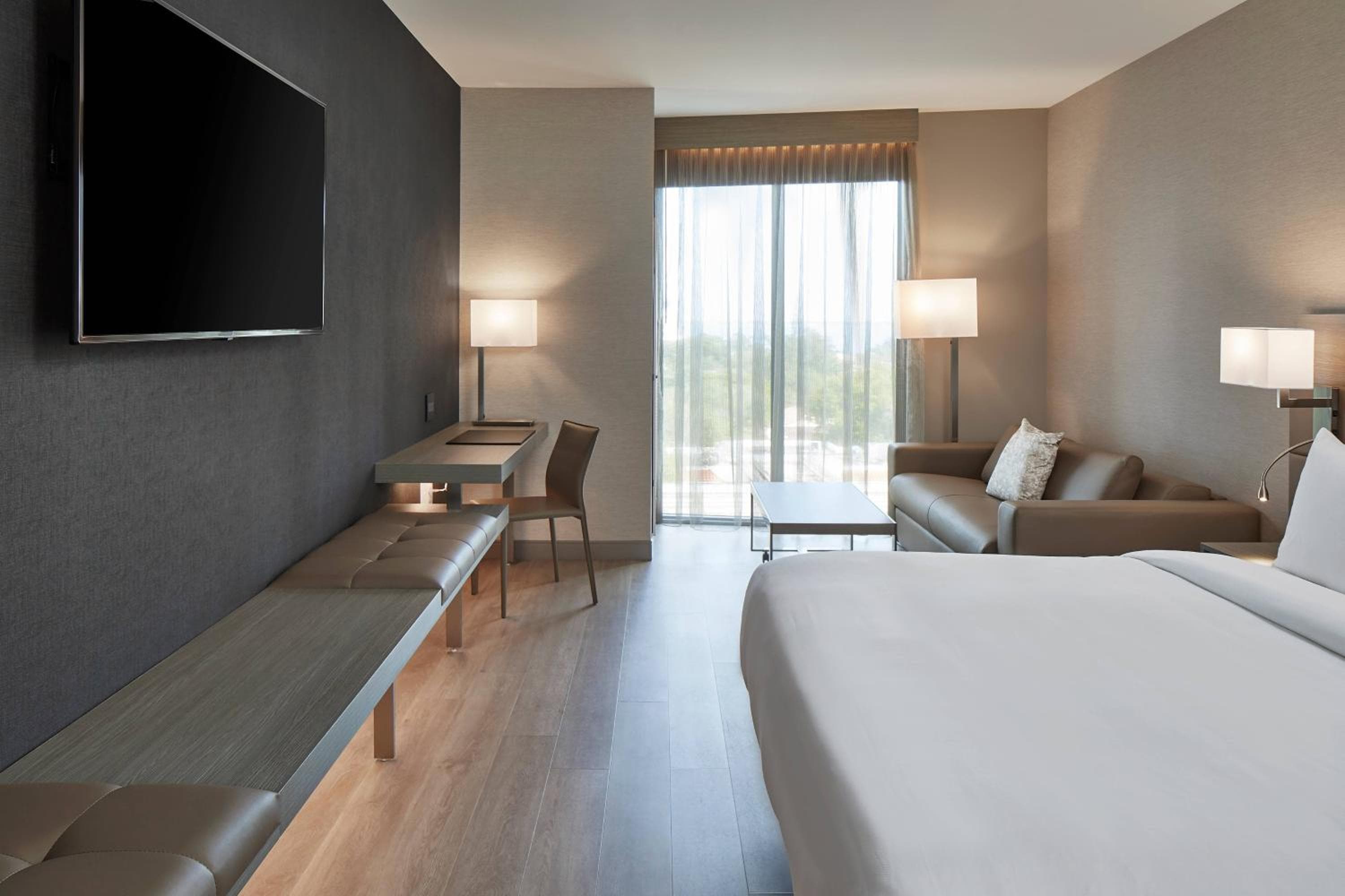 AC Hotel Miami Wynwood — 6