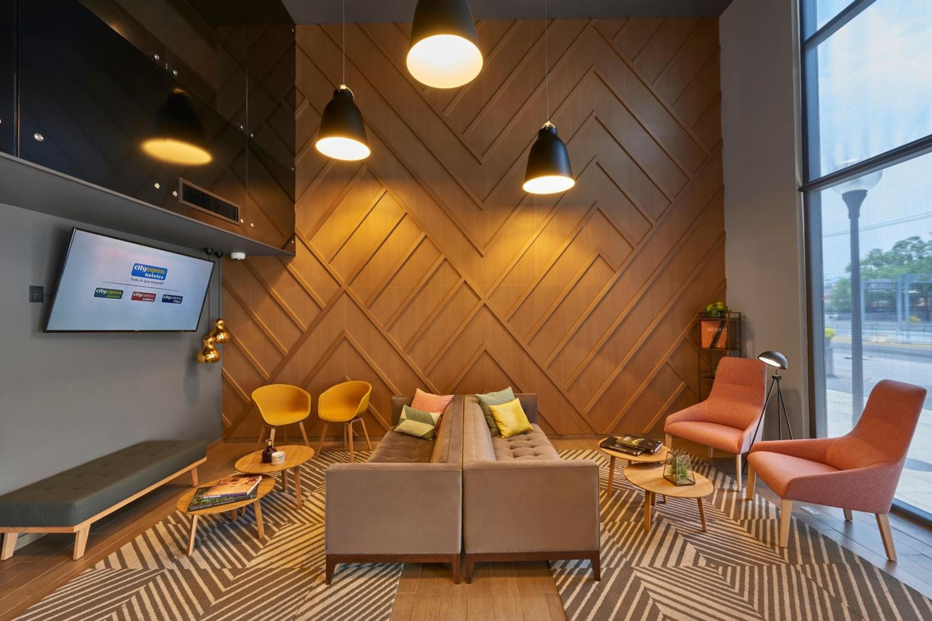 City Express Plus del Marriott Periferico Sur Tlalpan — 12