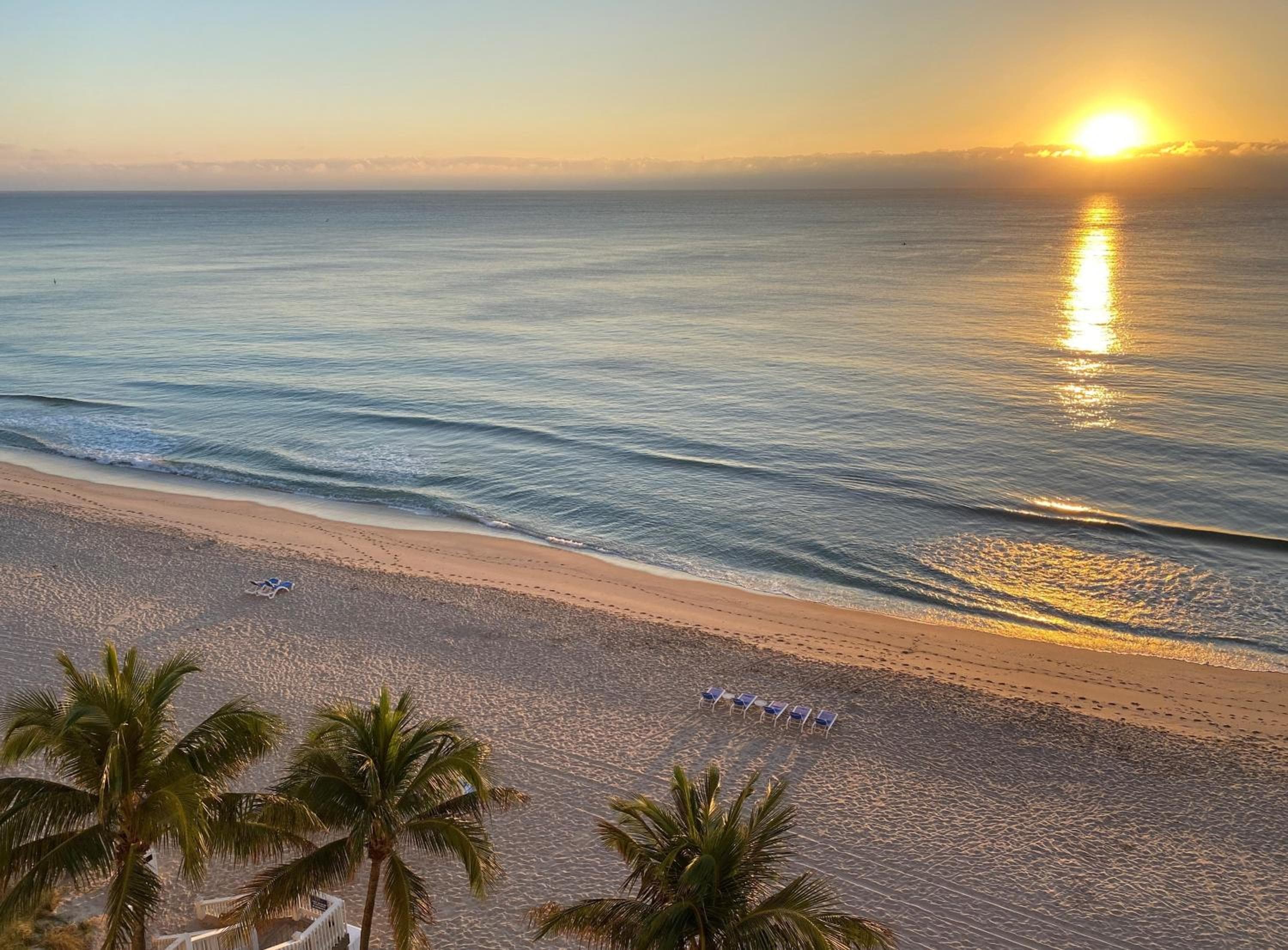 Pelican Grand Beach Resort, un complejo de casa noble — 8