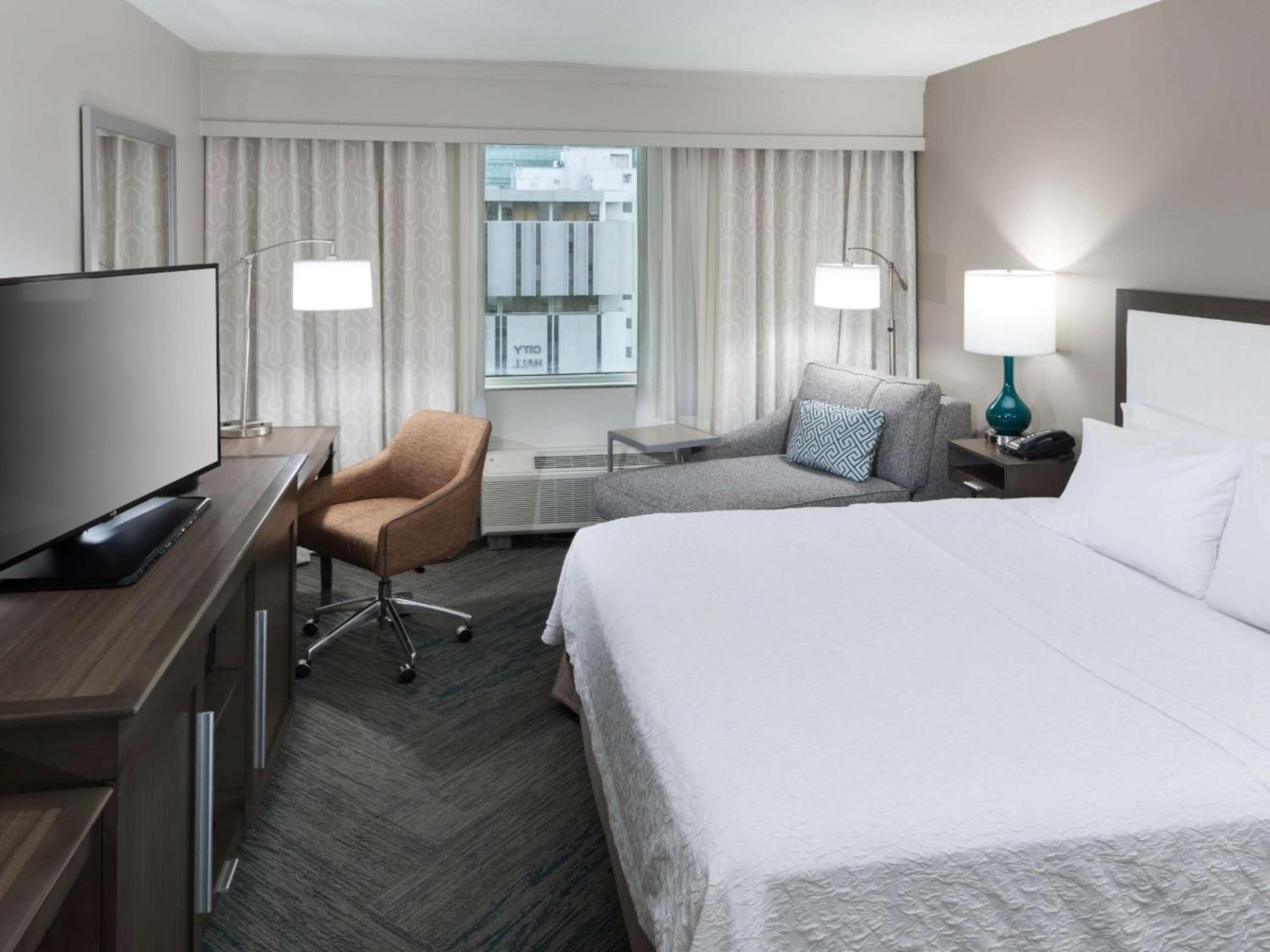 Hampton Inn Fort Lauderdale-Downtown Las Olas Area — 10