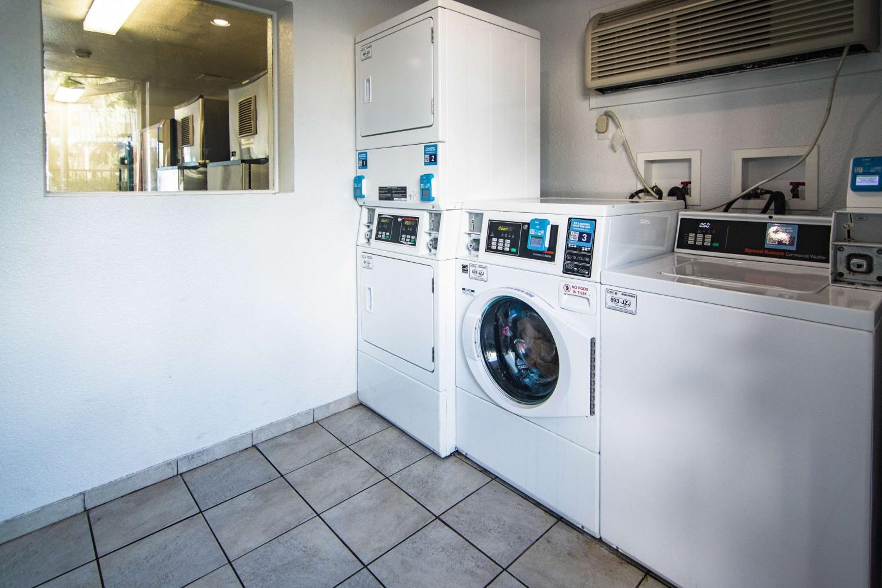 Motel 6-Kissimmee, Florida - Orlando — 6