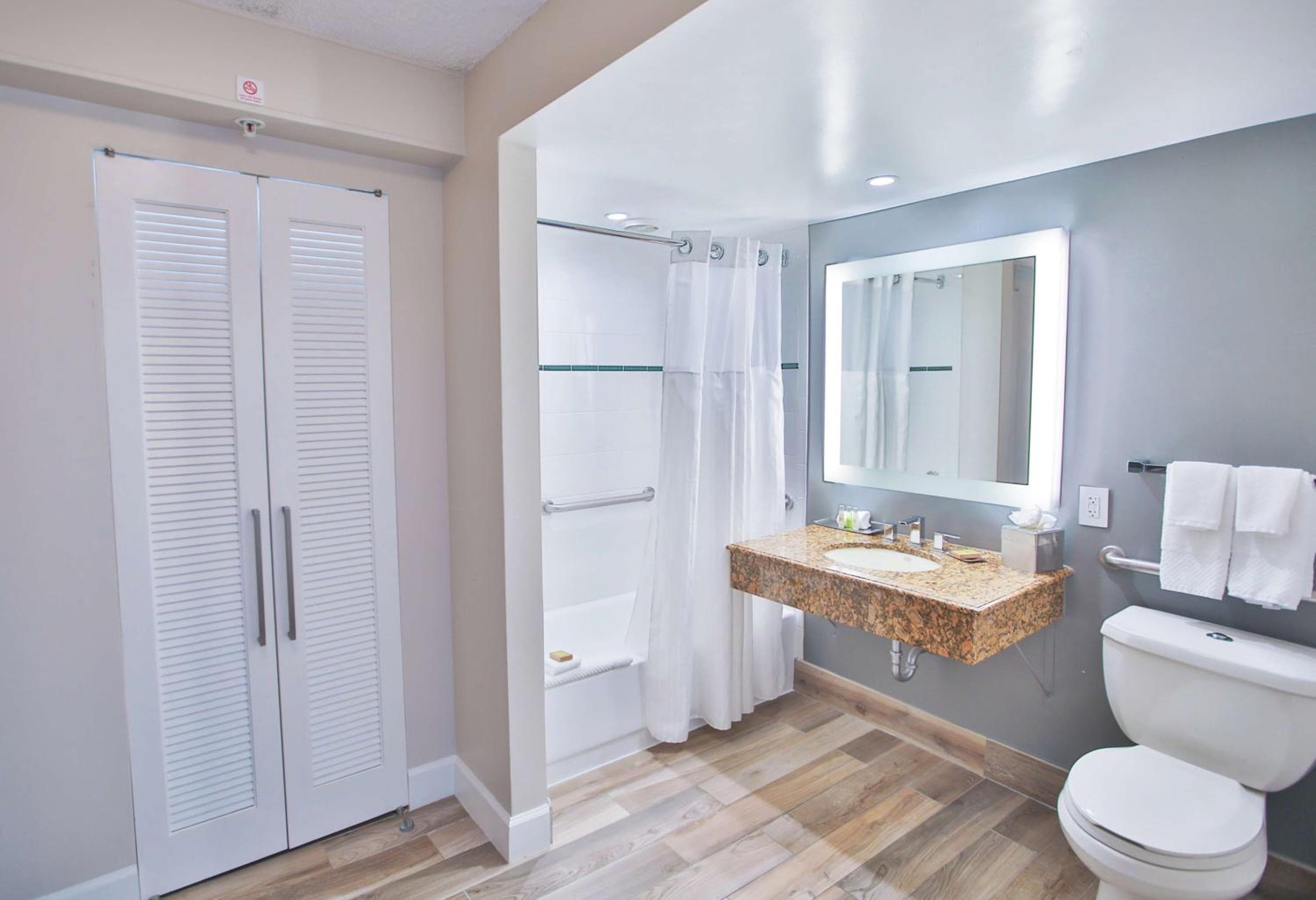 Bahia Mar Fort Lauderdale Beach - DoubleTree by Hilton — 23
