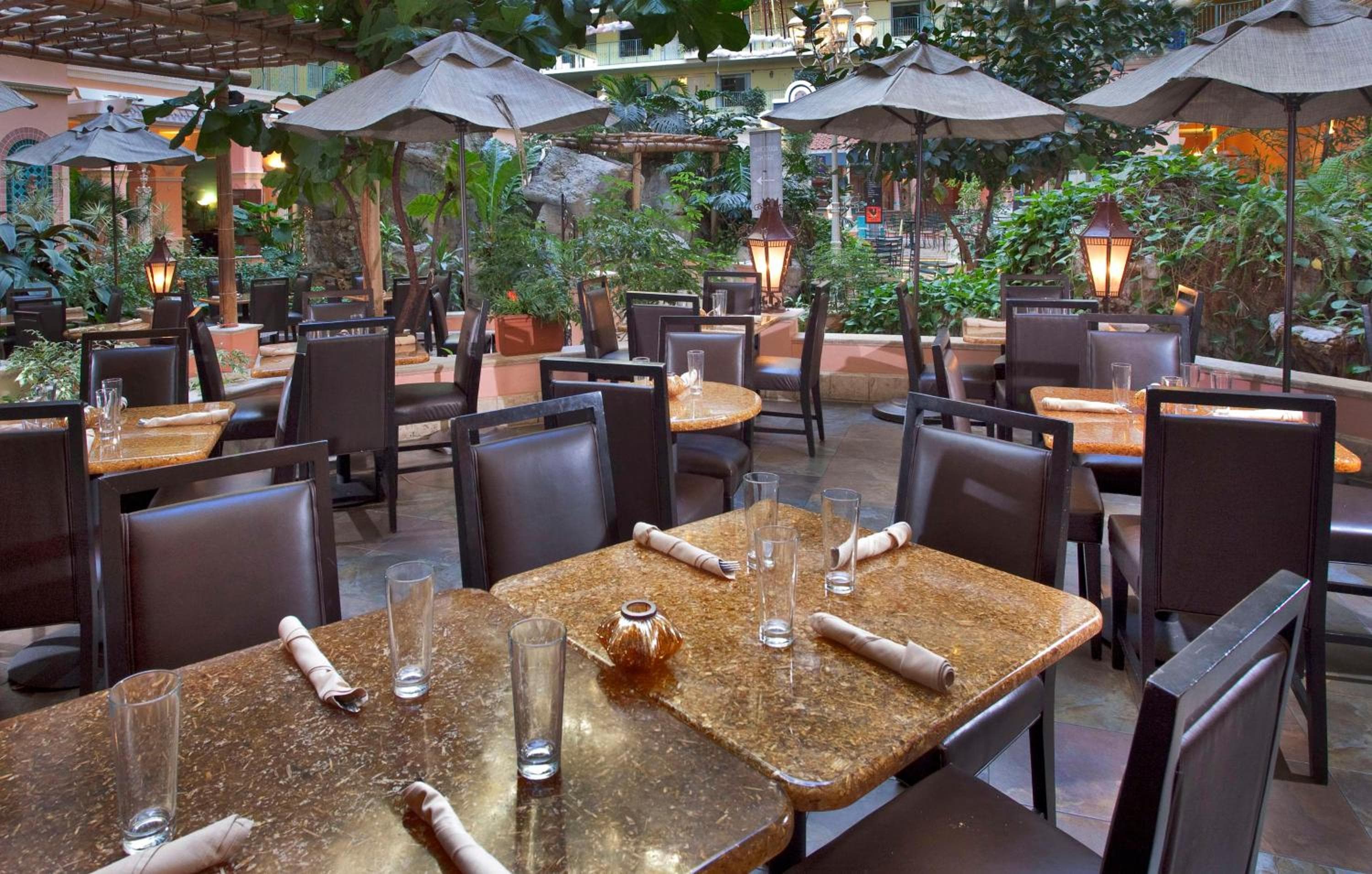 Embassy Suites by Hilton Fort Lauderdale 17th Street — 11