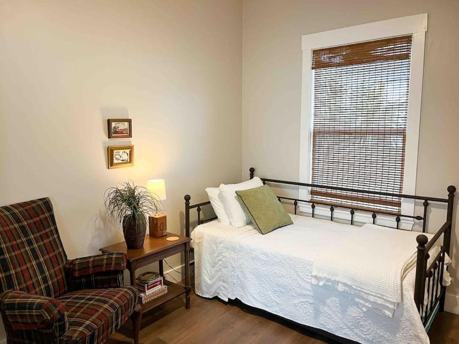 Carmen’s Casita — 11