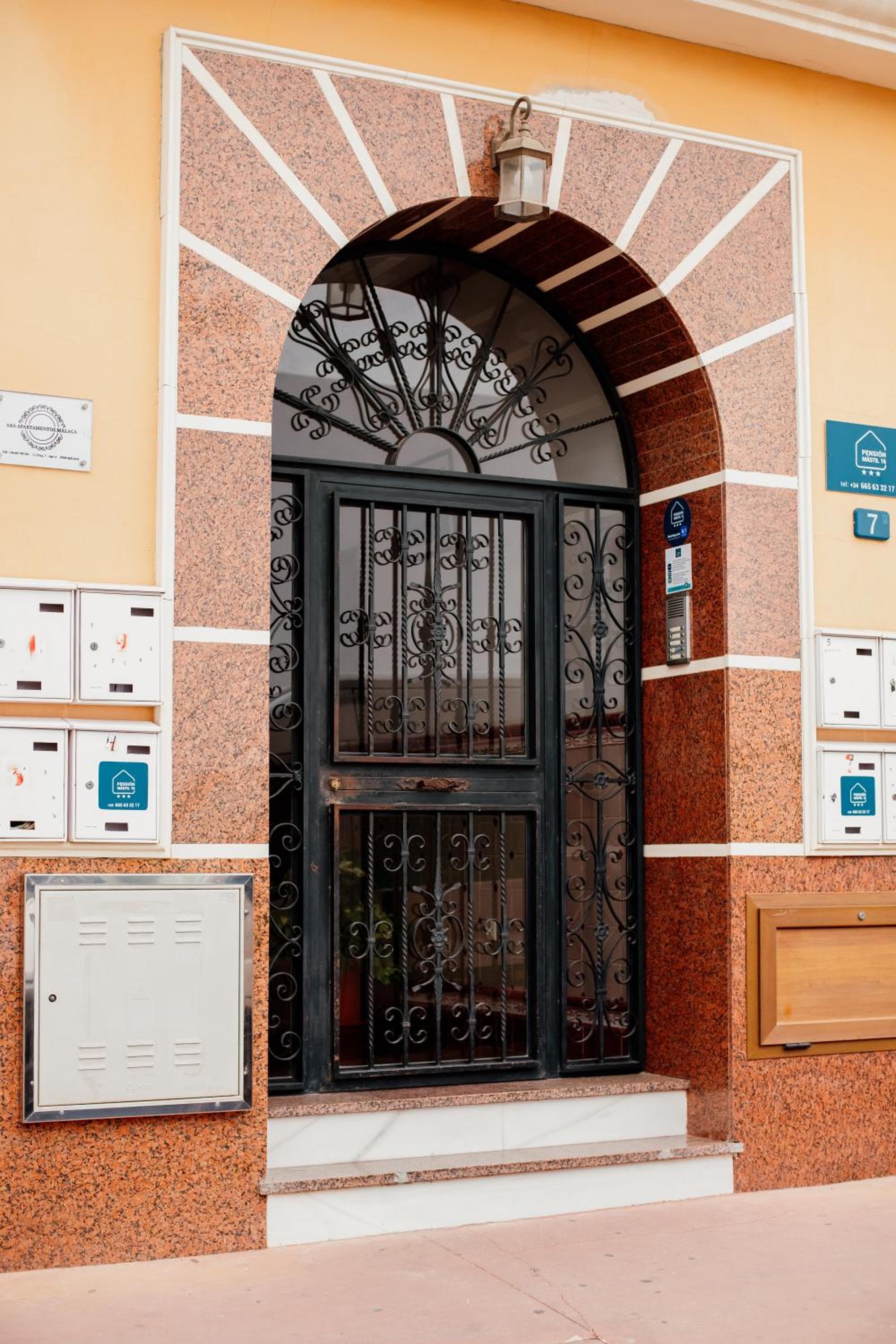 Apartamentos Turisticos Mastil 16 P2 — 9