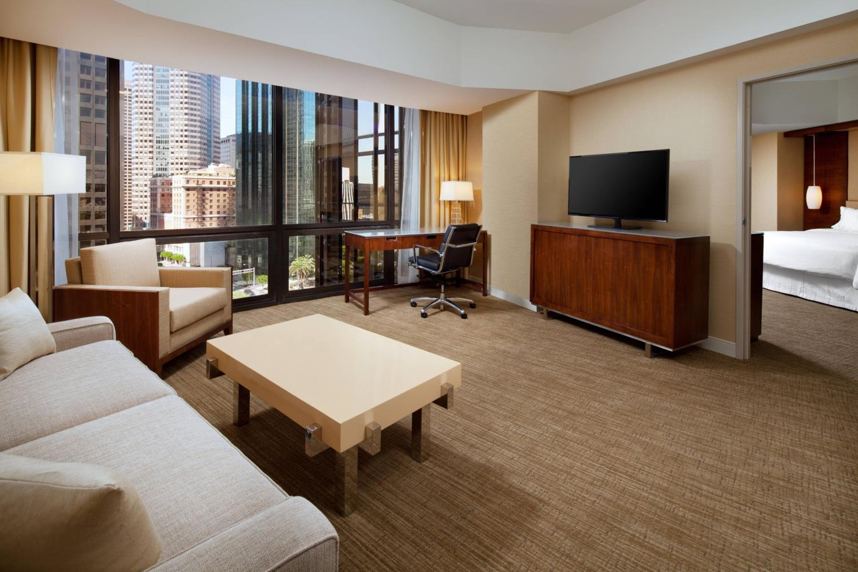 The Westin Bonaventure Hotel & Suites, Los Angeles — 9