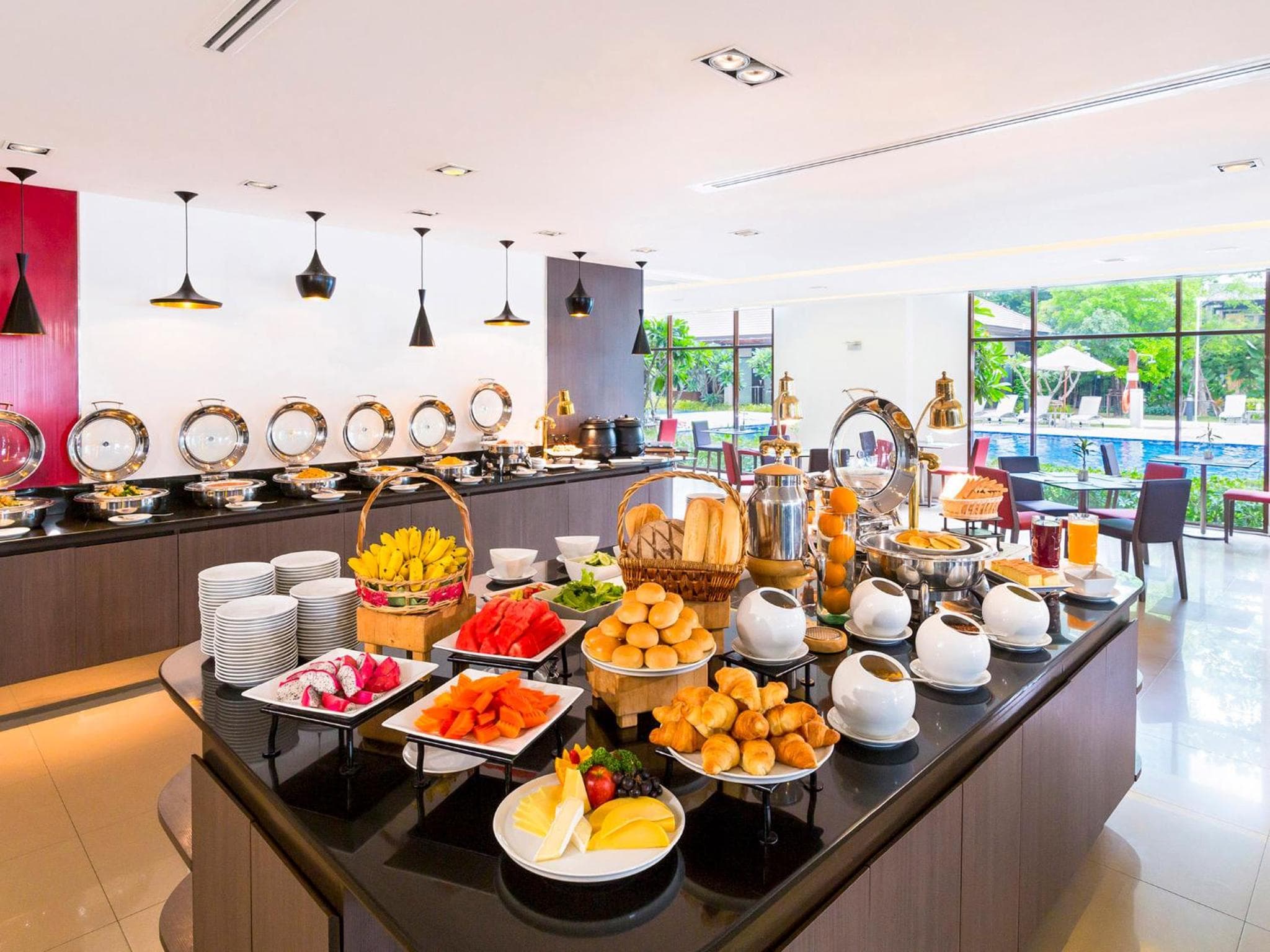 Ibis Bangkok Riverside — 27
