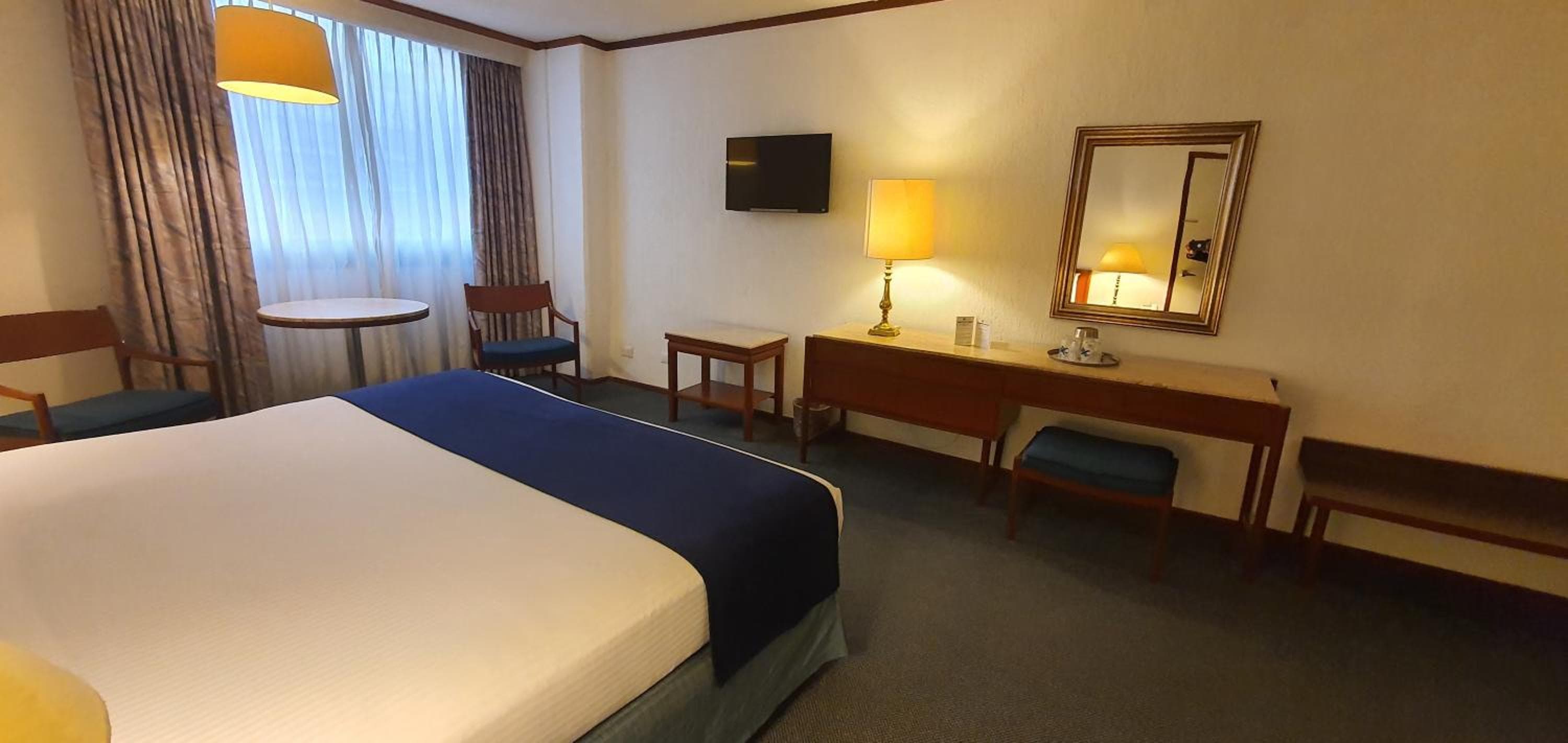 Hotel Bristol — 22