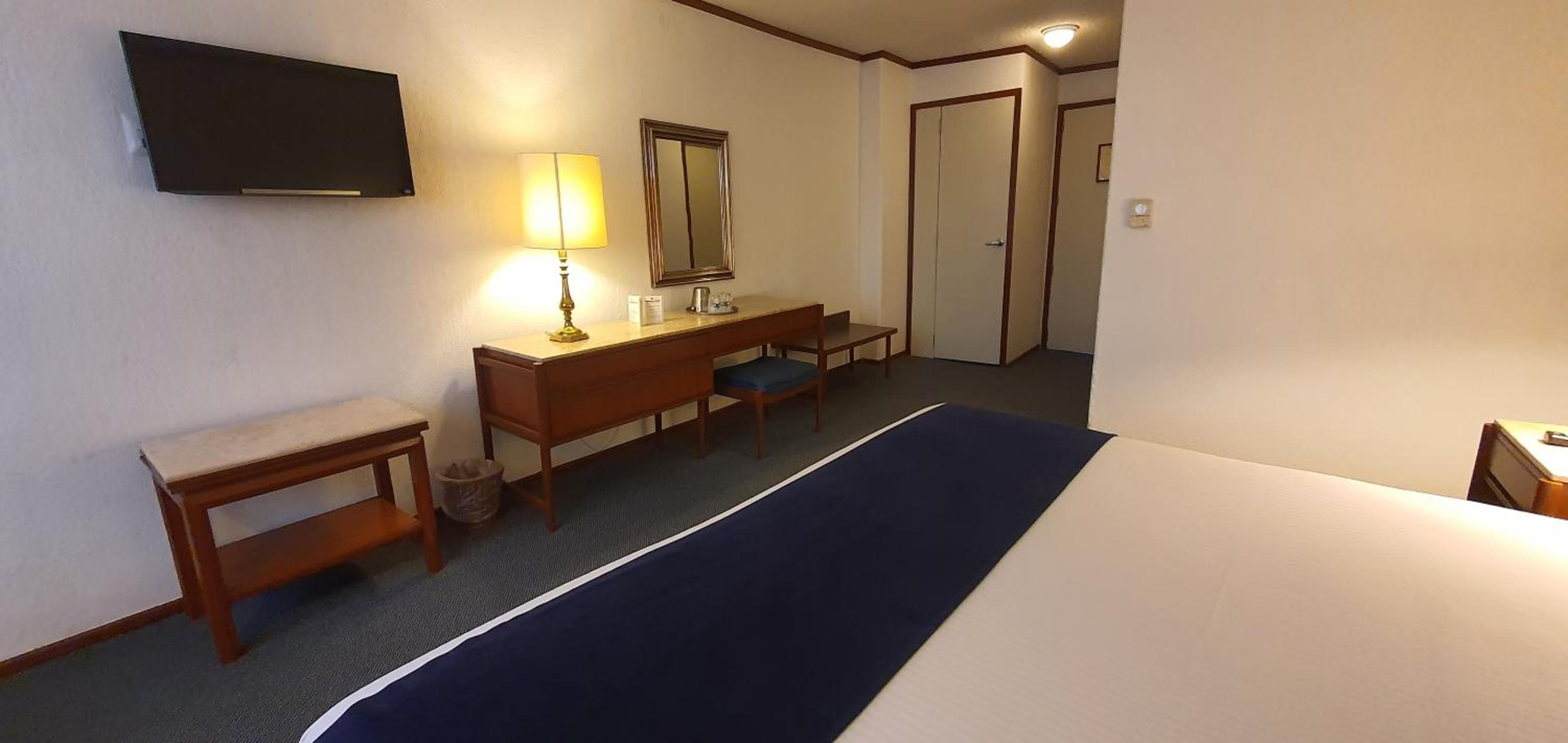 Hotel Bristol — 6