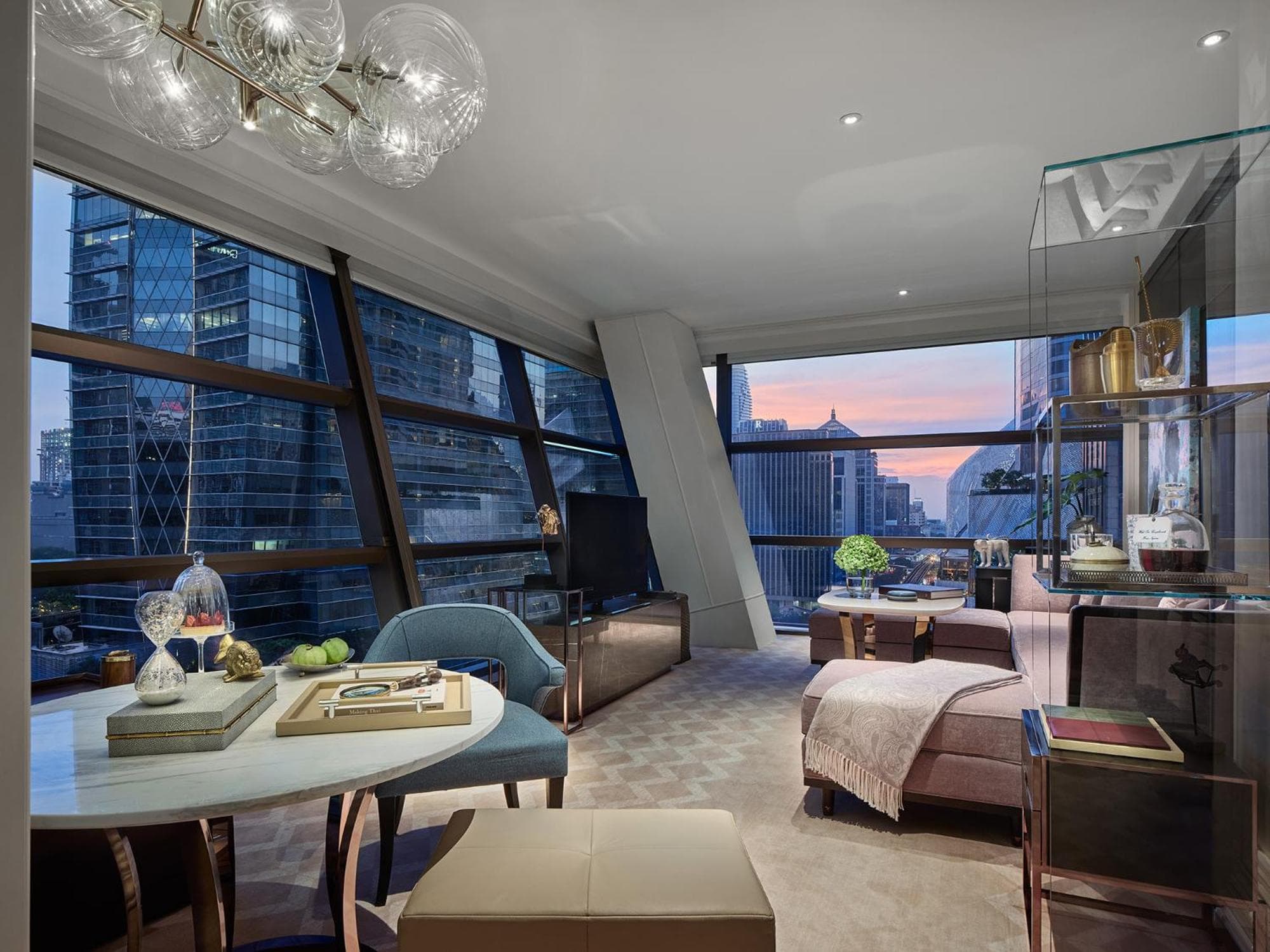 Rosewood Bangkok — 9