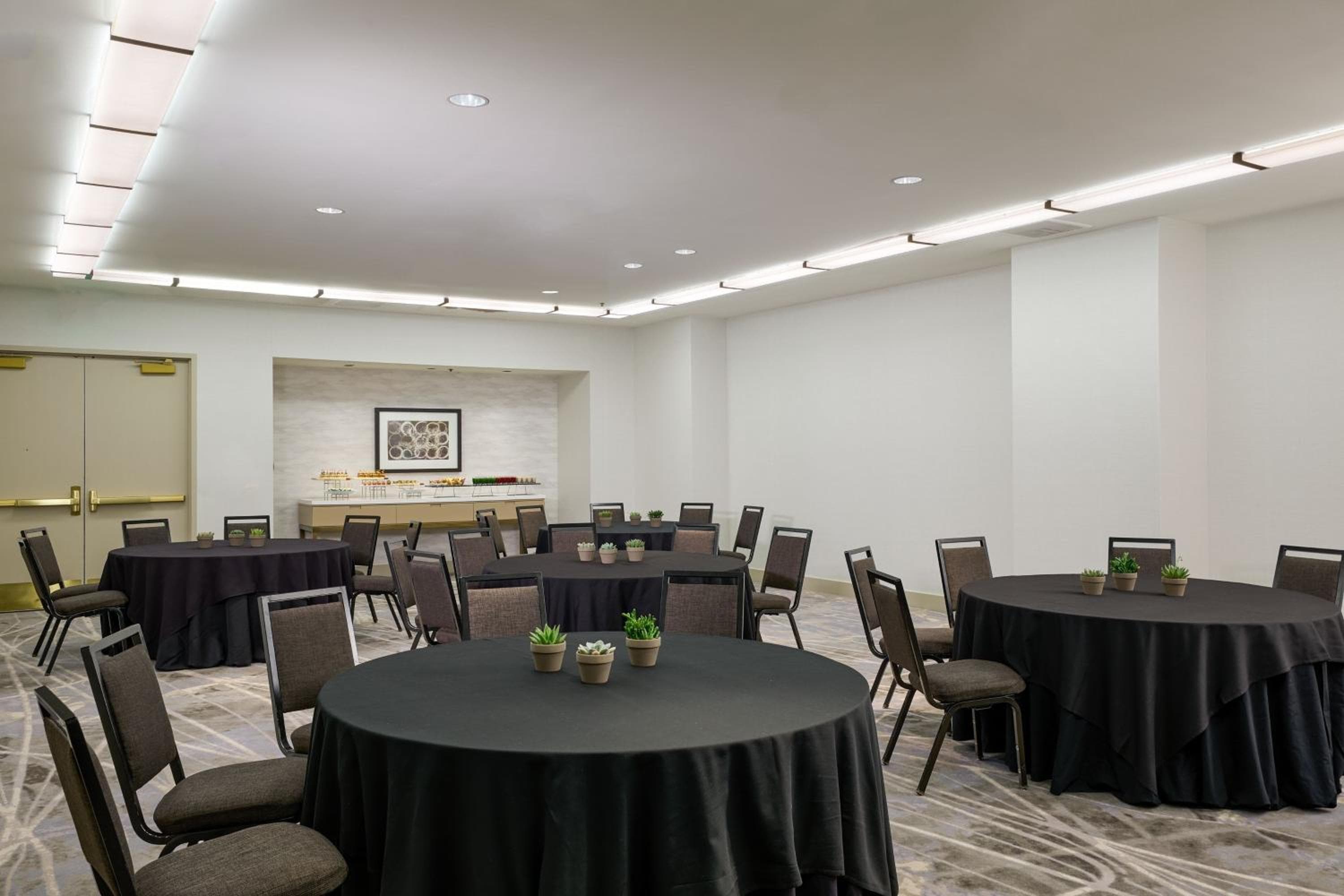 The Westin Los Angeles Airport — 7