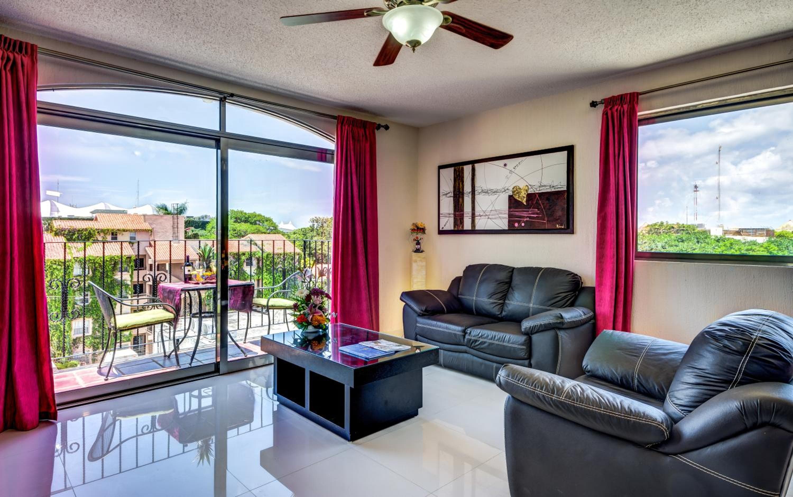 Suites Corazon — 26