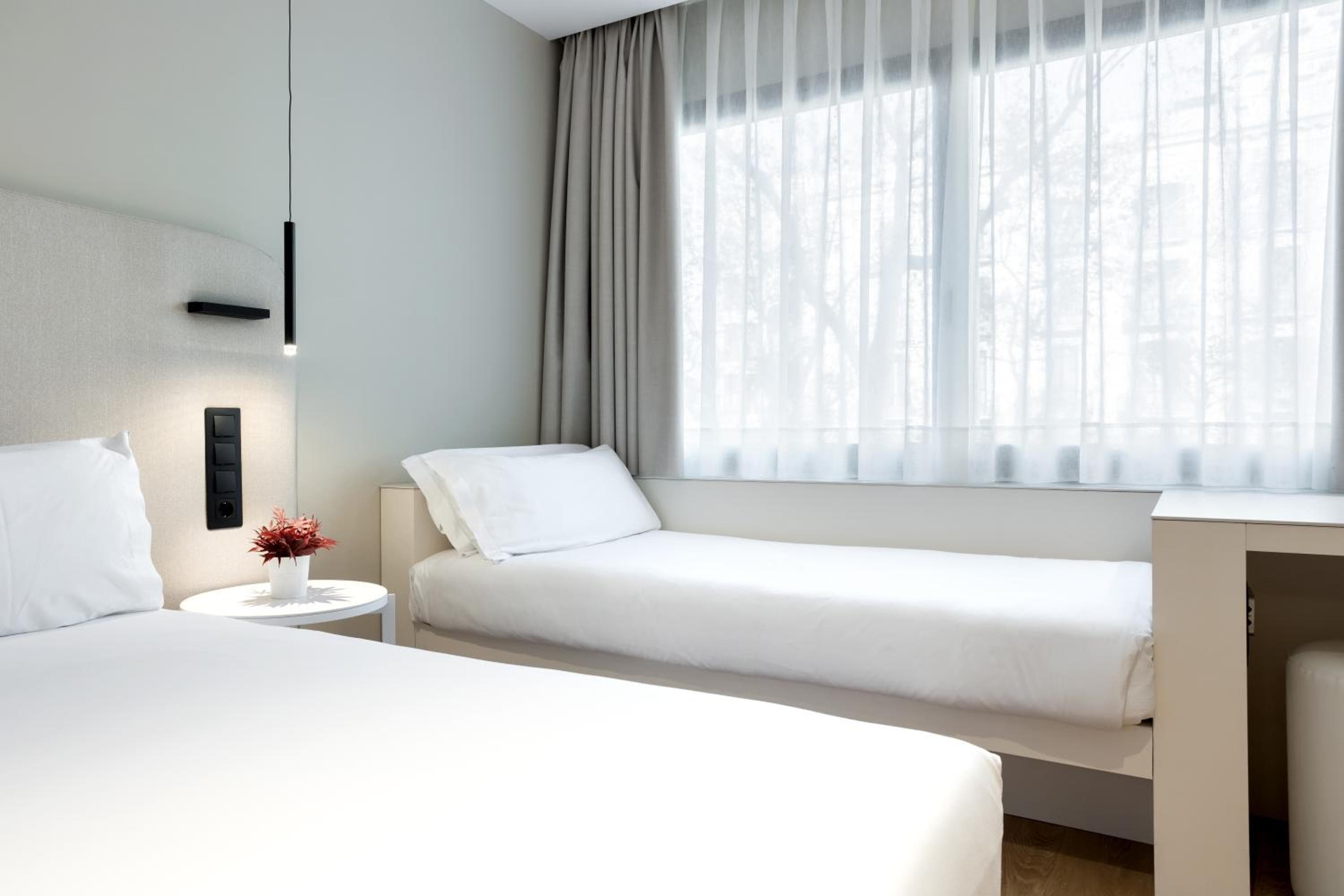Hotel Royal Ramblas — 30