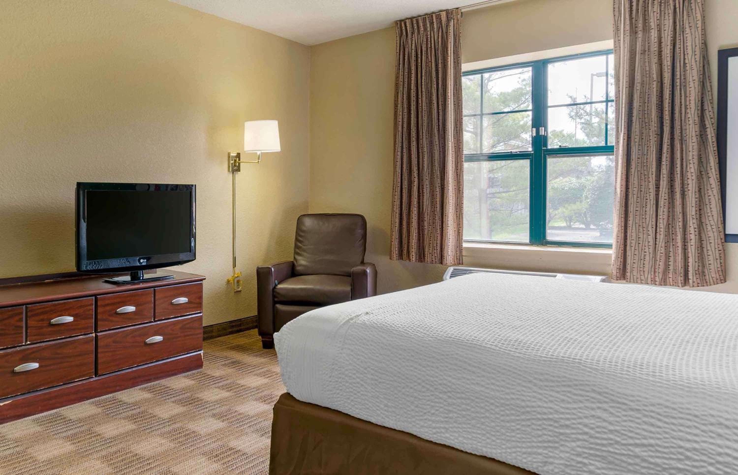 Extended Stay America Select Suites - Tampa - Nord - USF - Attraktionen — 11