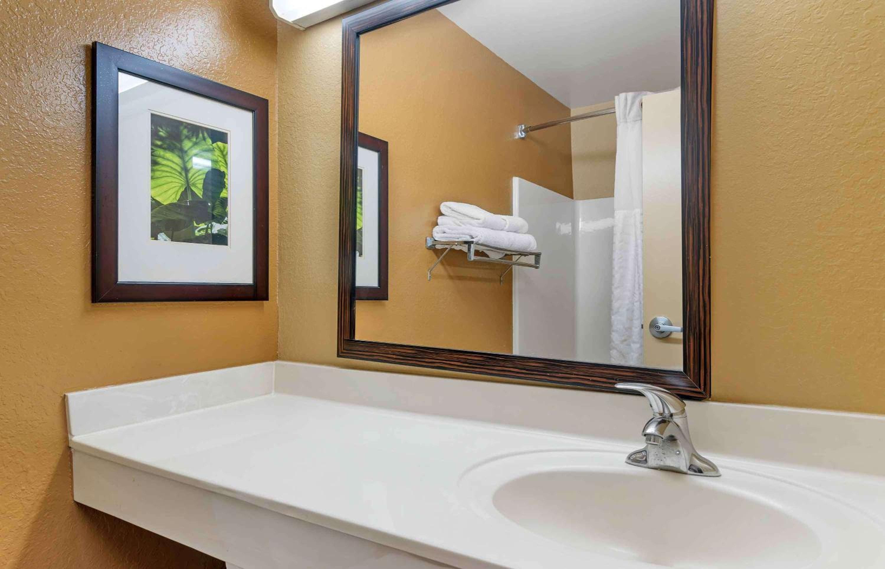 Extended Stay America Select Suites - Tampa - Nord - USF - Attraktionen — 25