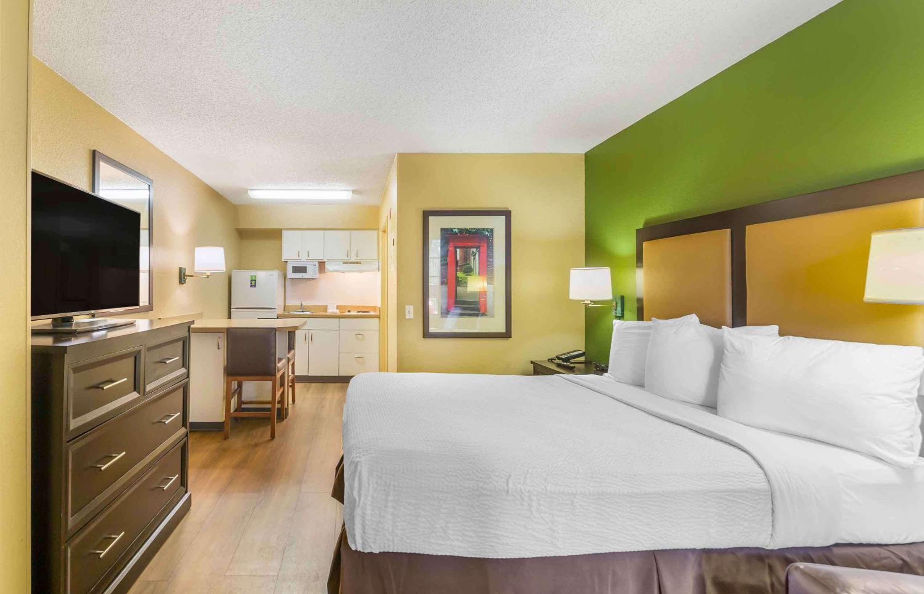 Extended Stay America Suites - Fort Lauderdale - Tamarac — 10
