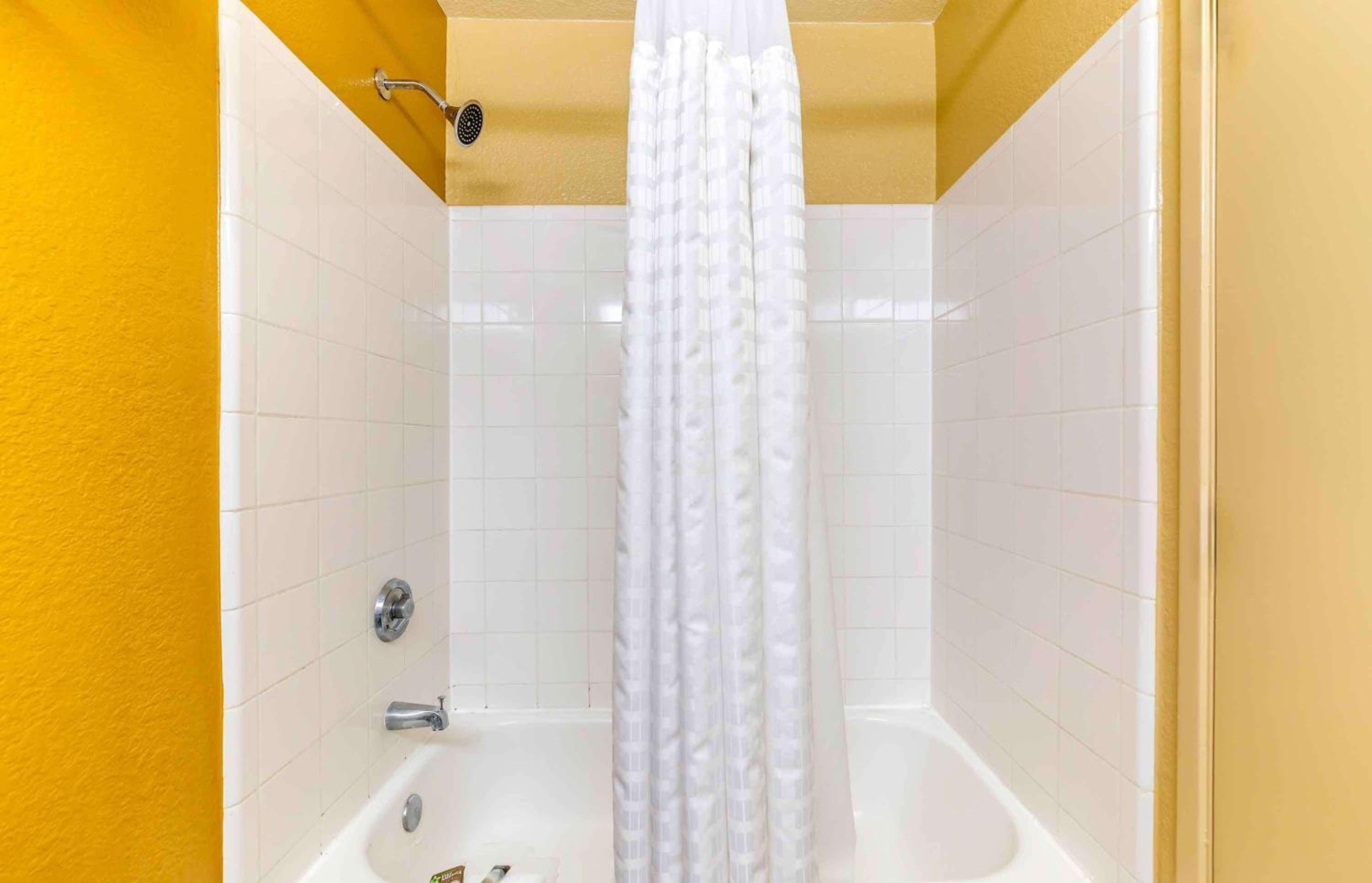Extended Stay America Suites - Fort Lauderdale - Tamarac — 22