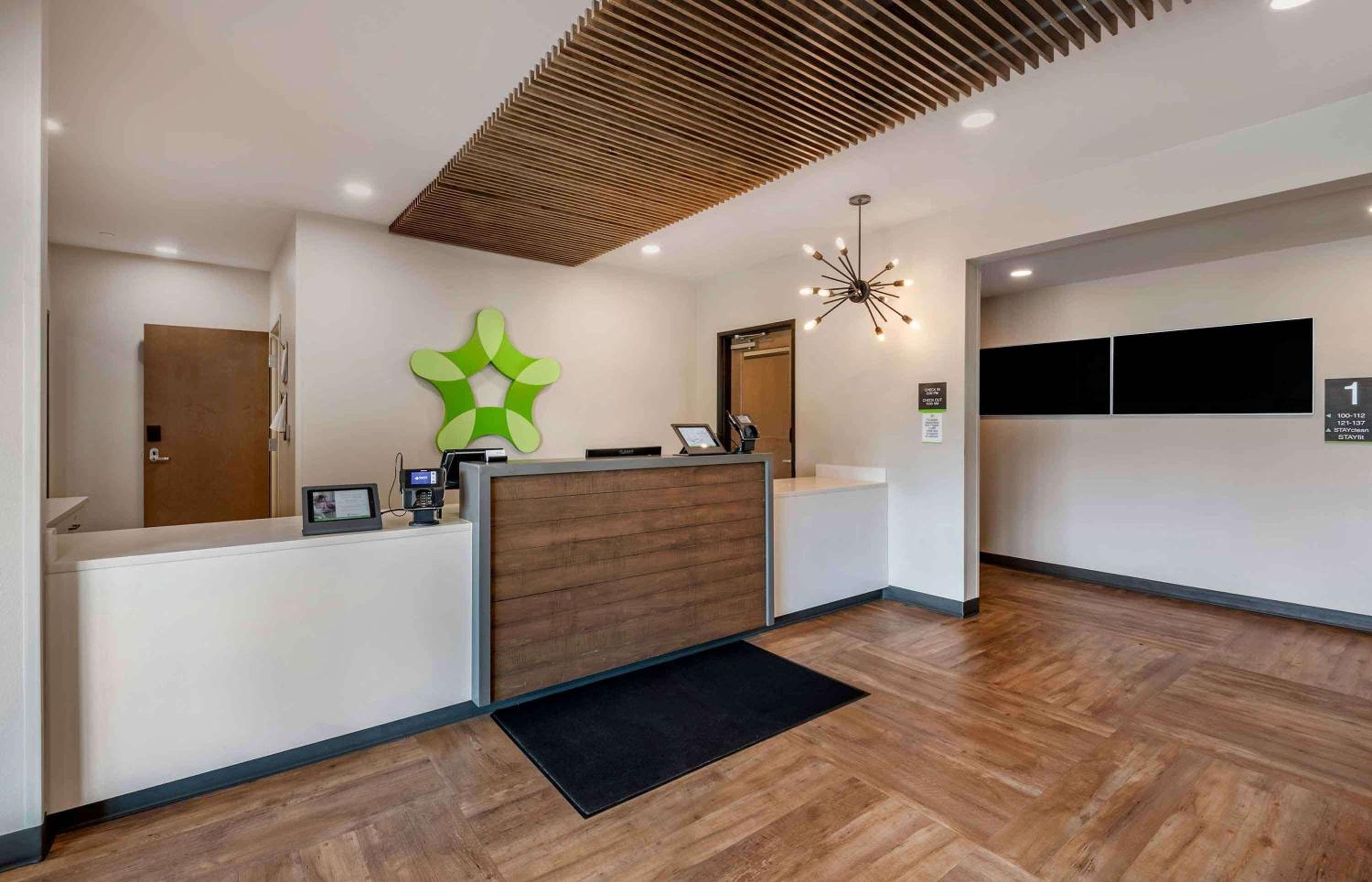 Soggiorno prolungato America Premier Suites - Tampa - Fiera - Casinò — 4