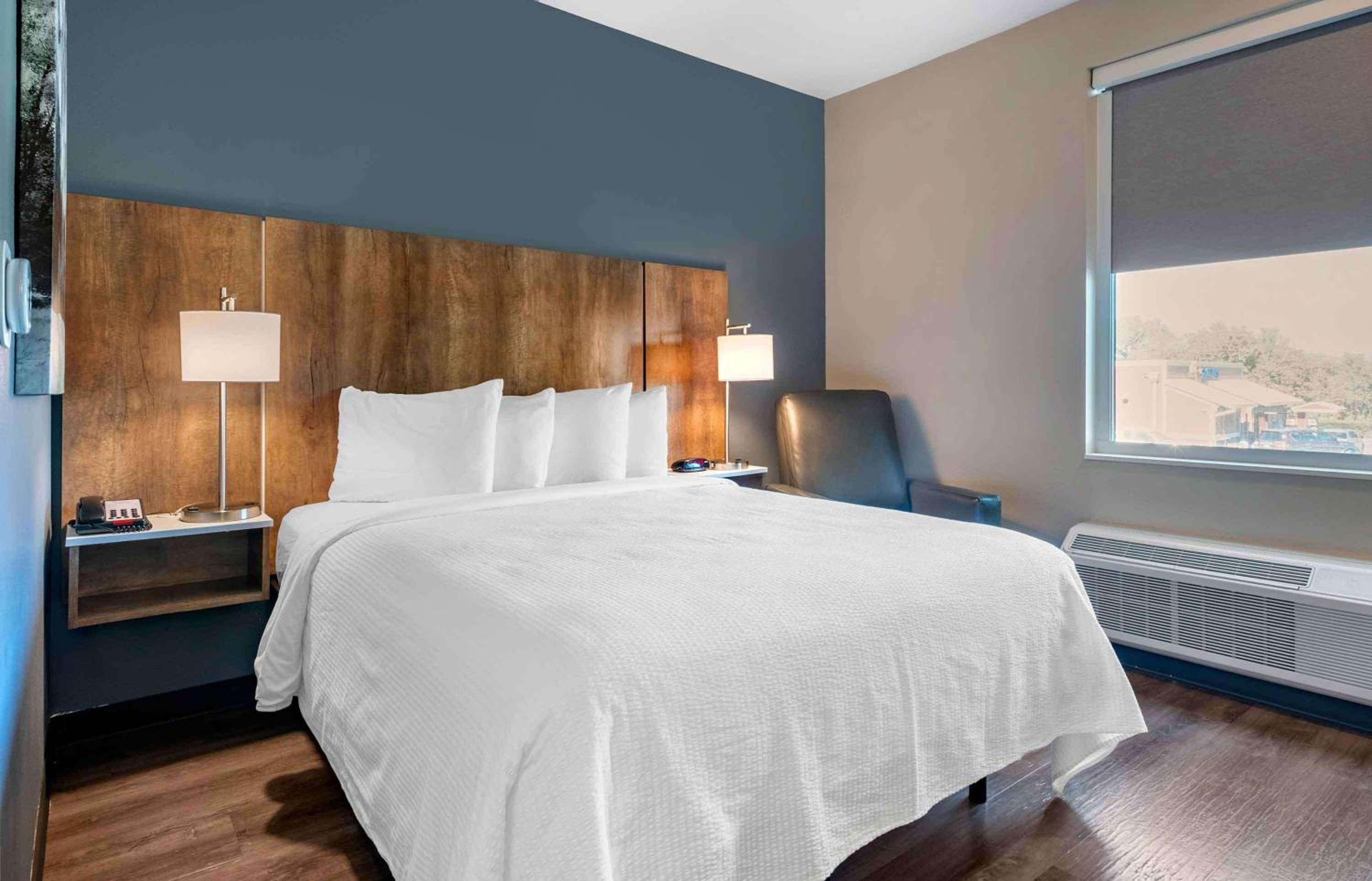 Soggiorno prolungato America Premier Suites - Tampa - Fiera - Casinò — 10