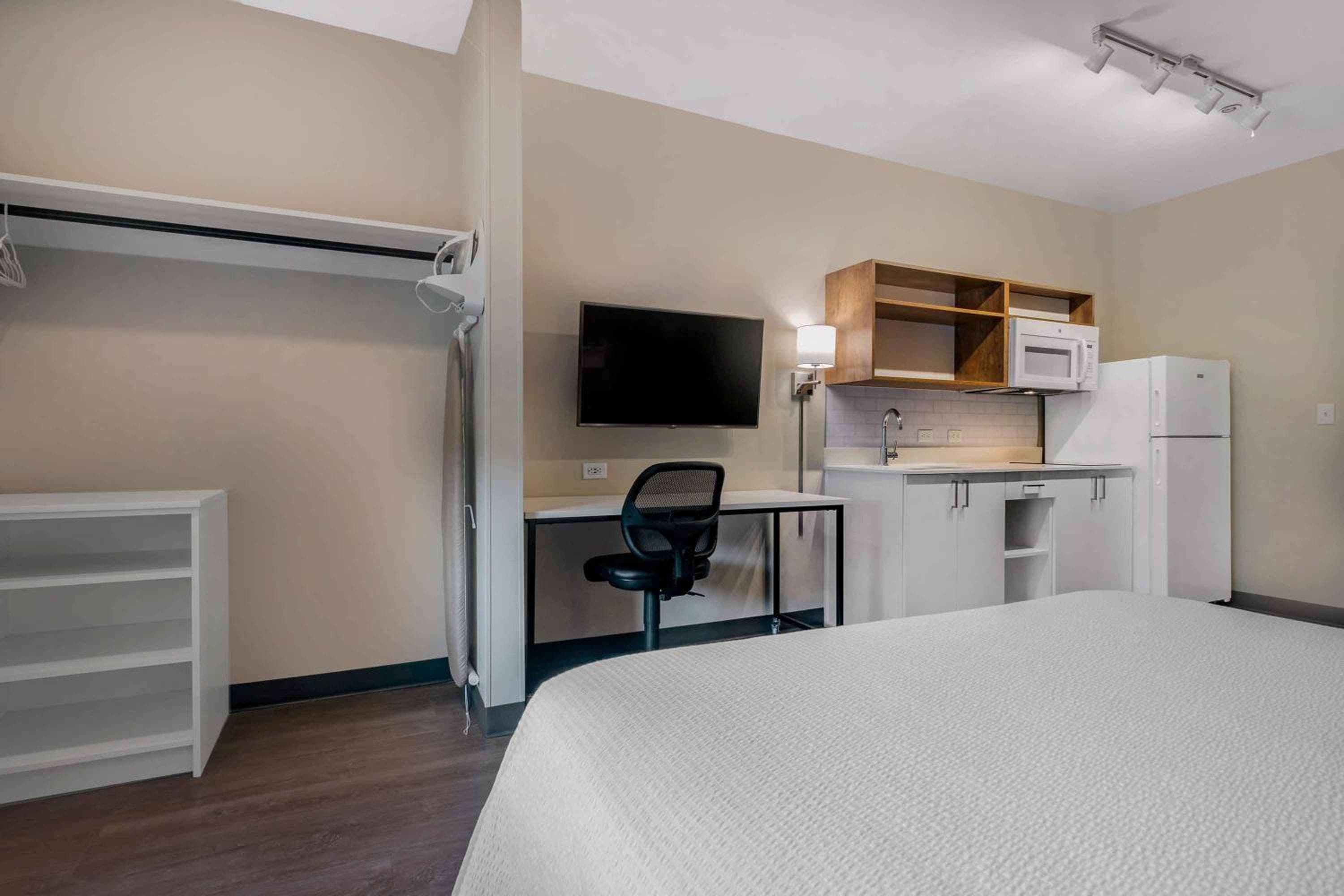 Soggiorno prolungato America Premier Suites - Tampa - Fiera - Casinò — 12