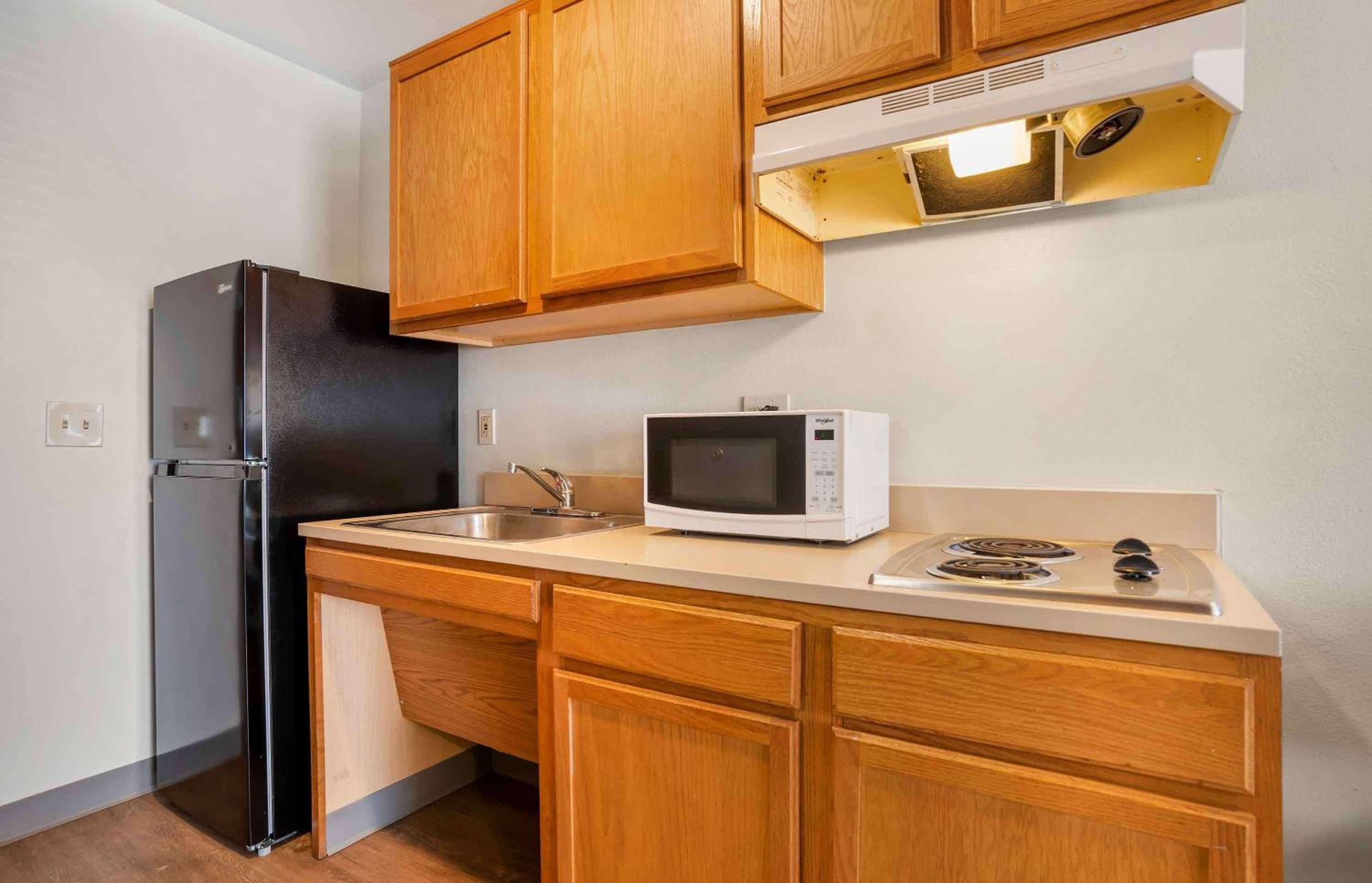 Extended Stay America Suites - Tampa - Brandon - Este — 13