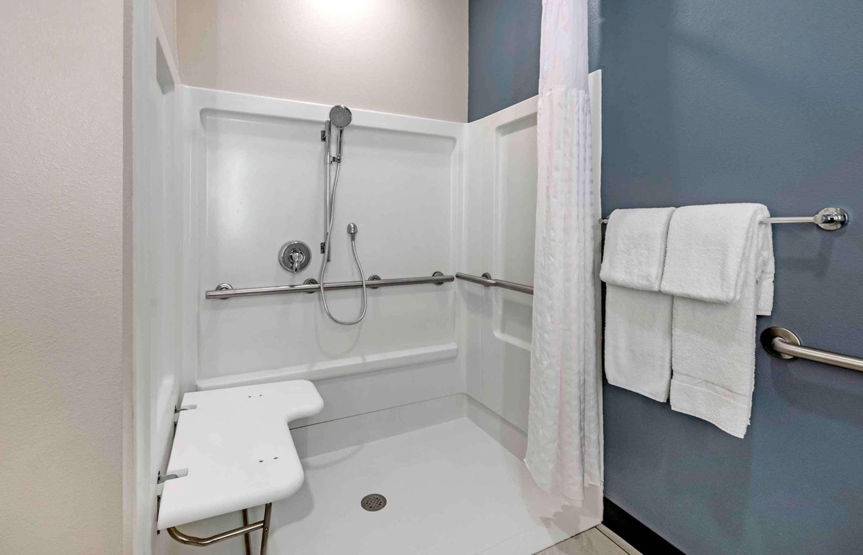 Extended Stay America Premier Suites - Tampa - Fairgrounds - Casino — 12