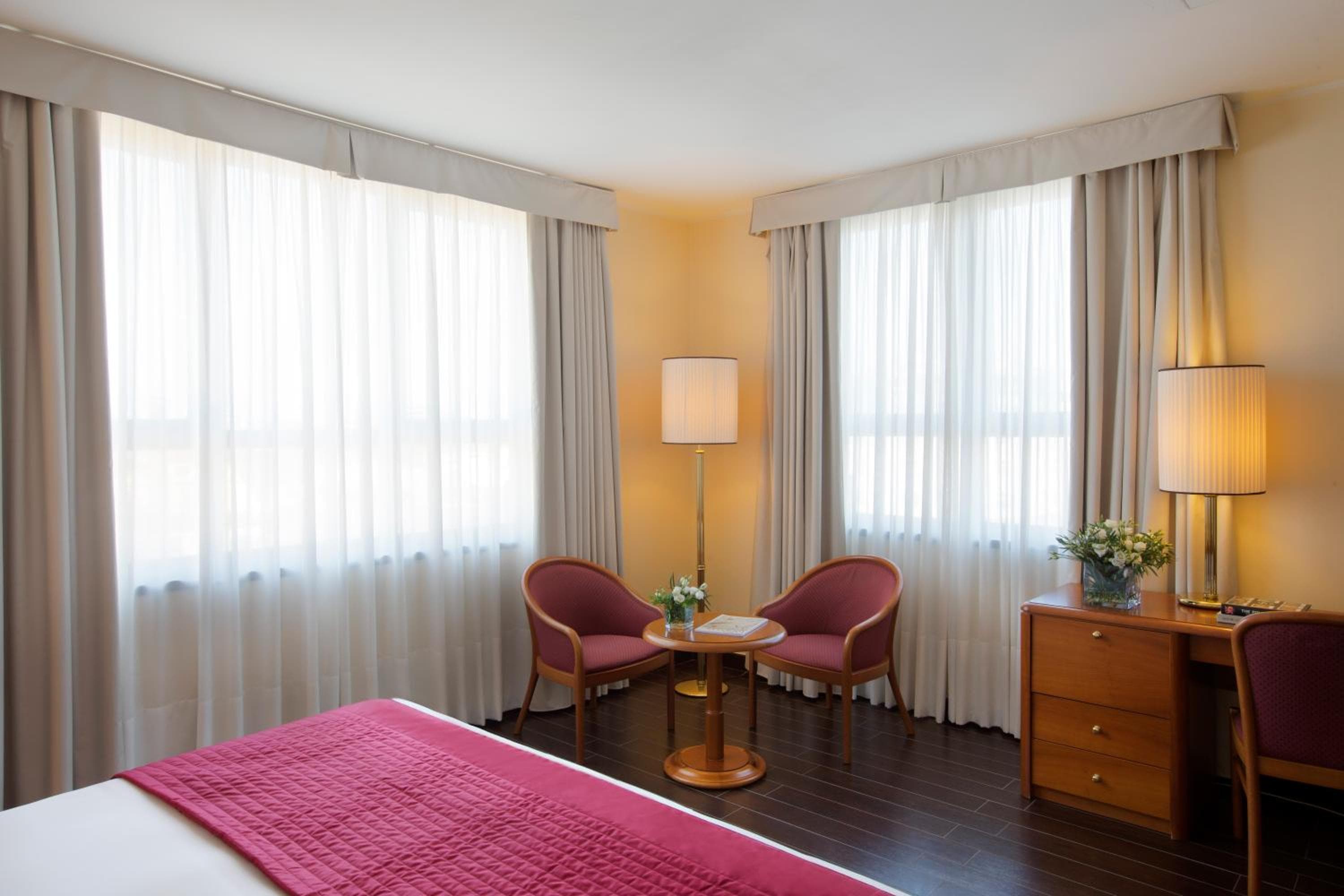 Starhotels Palacio de Negocios — 6