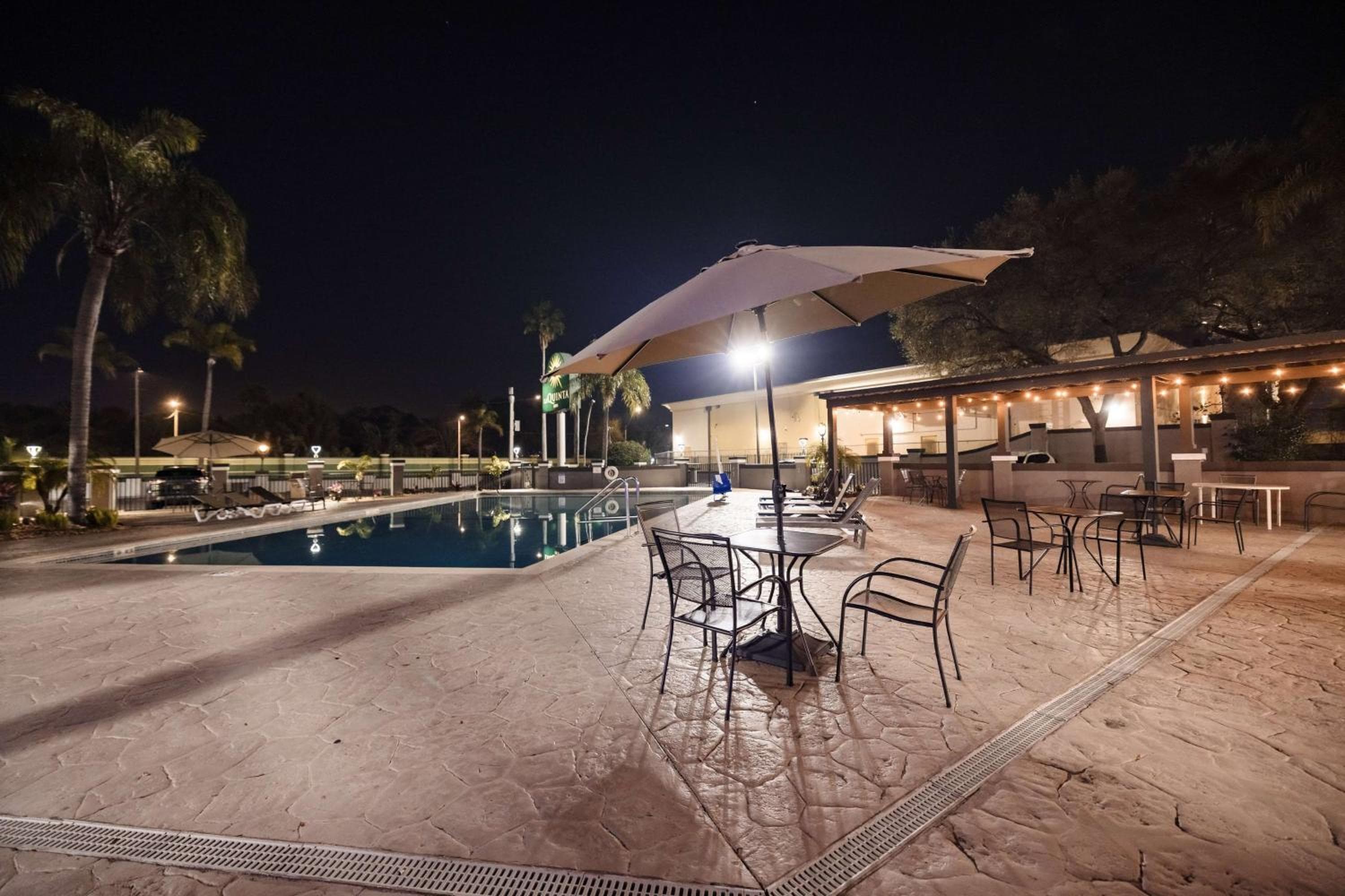 La Quinta Inn by Wyndham Tampa cerca de Busch Gardens — 9