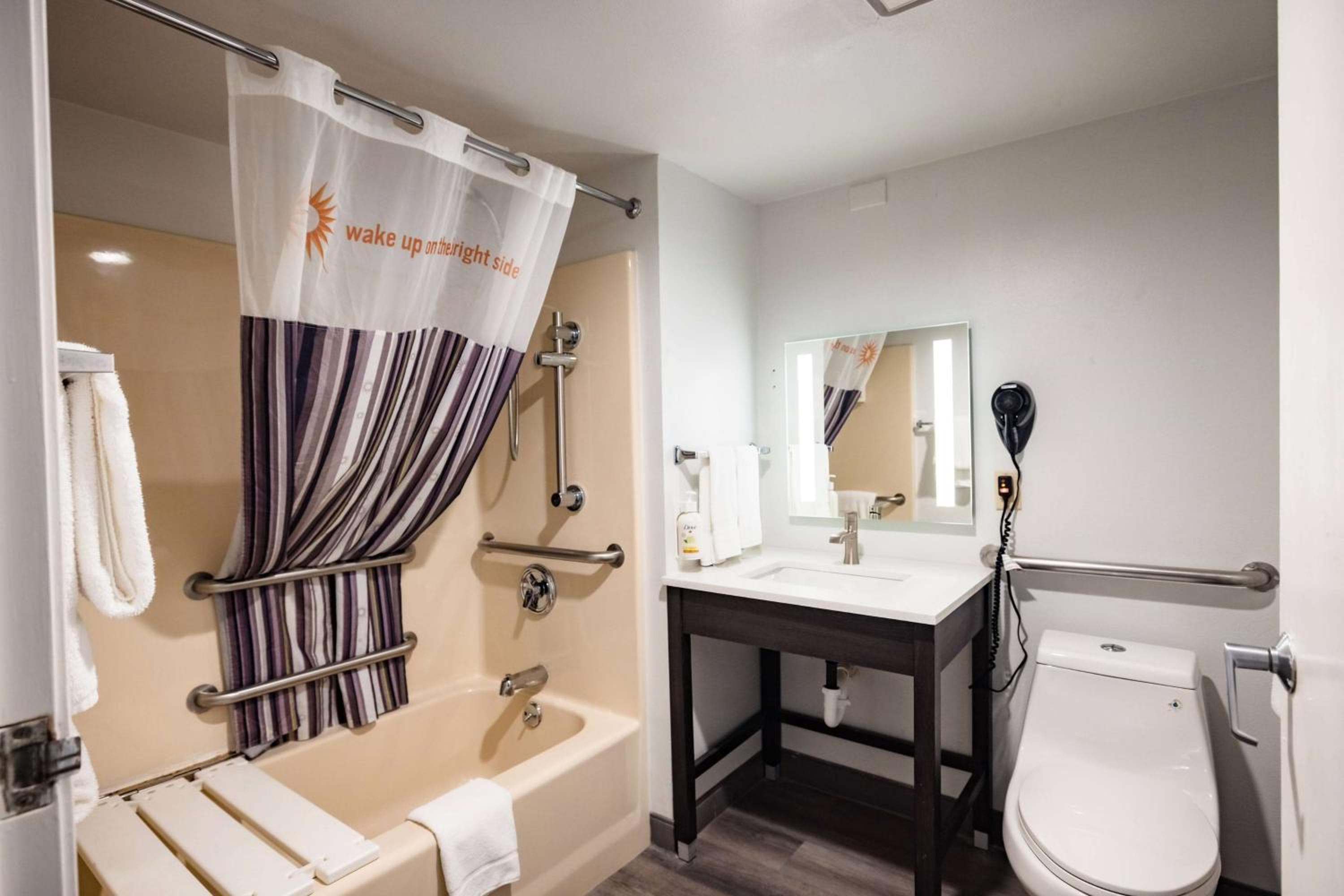 La Quinta Inn by Wyndham Tampa cerca de Busch Gardens — 29