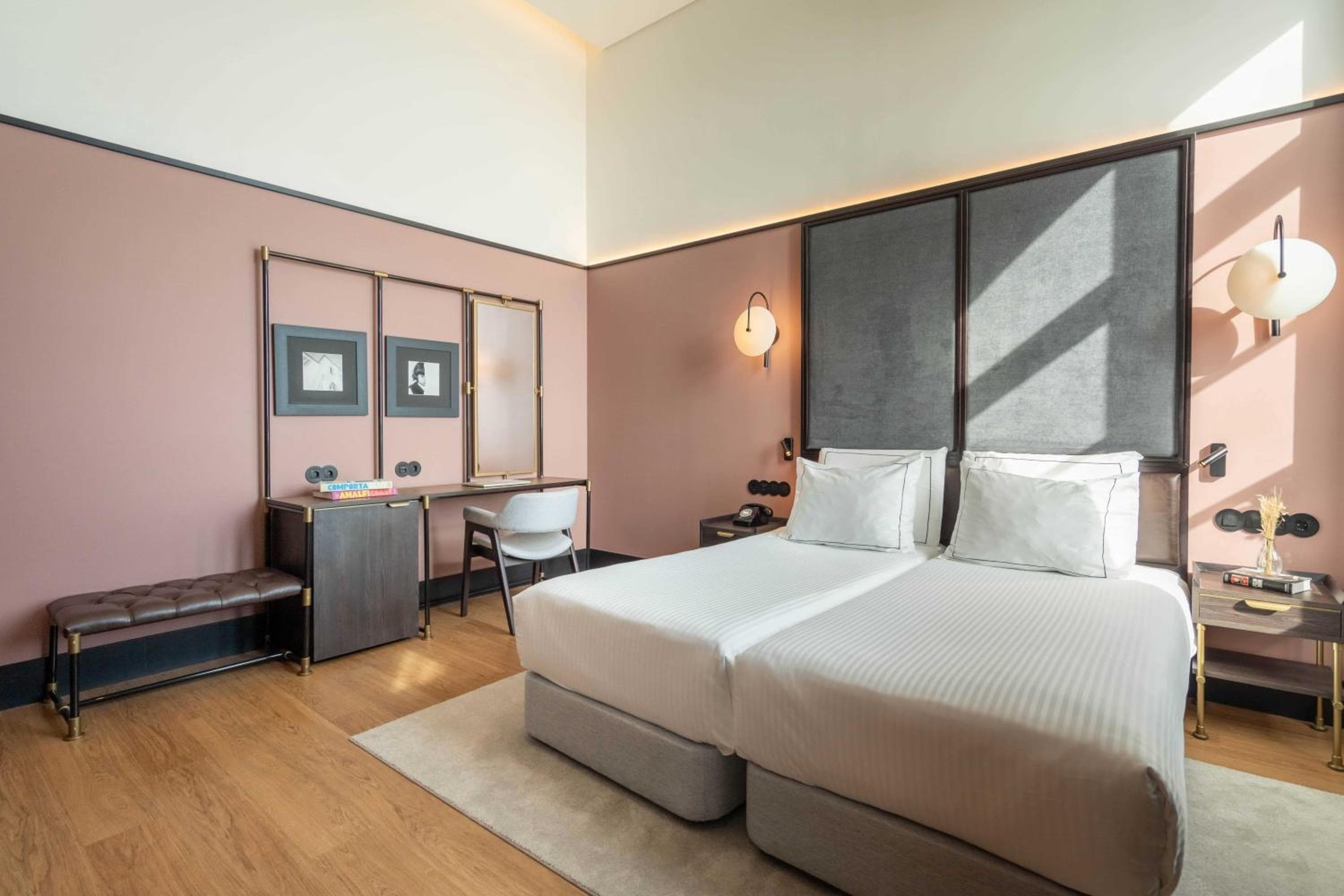 L'Editory Riverside Hotel, un hotel storico — 6
